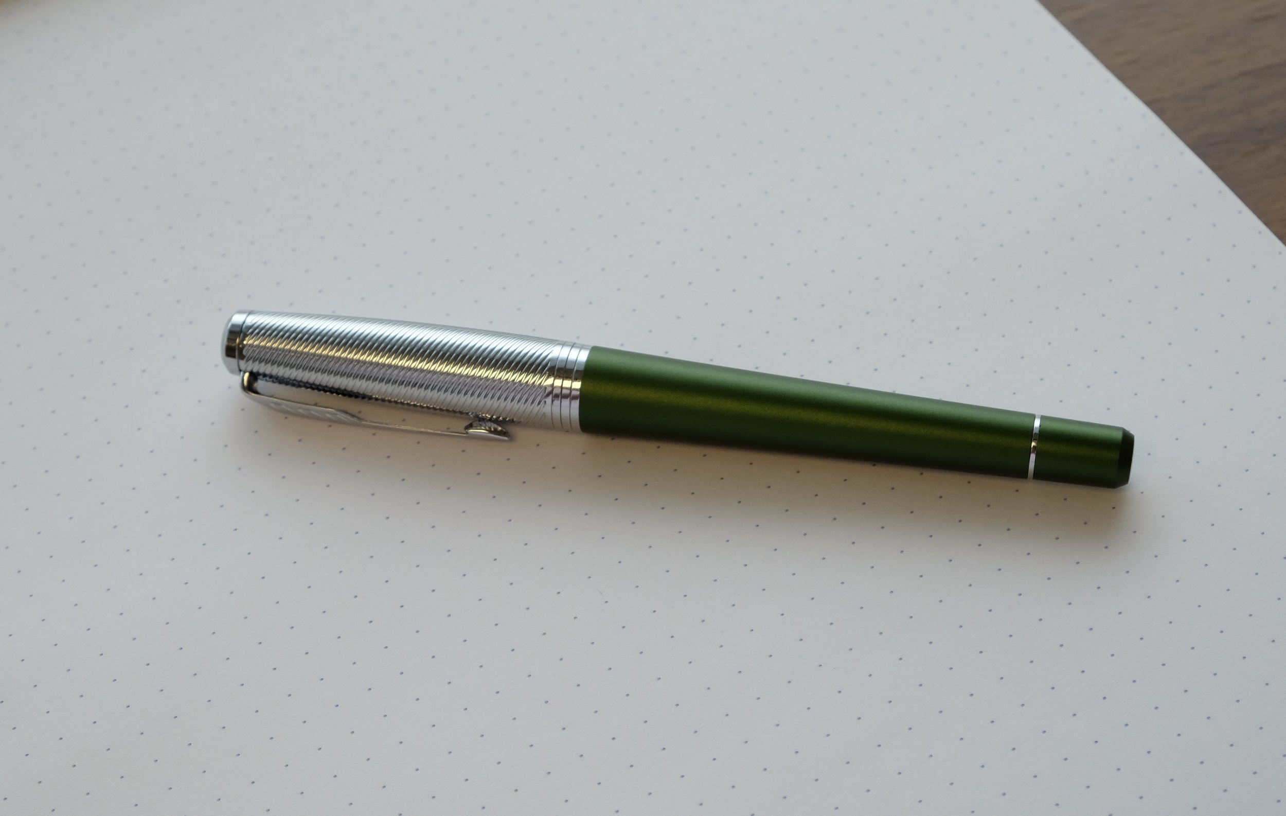 breng de actie bron Begraafplaats Pen Review: The New Parker Urban Fountain Pen — The Gentleman Stationer