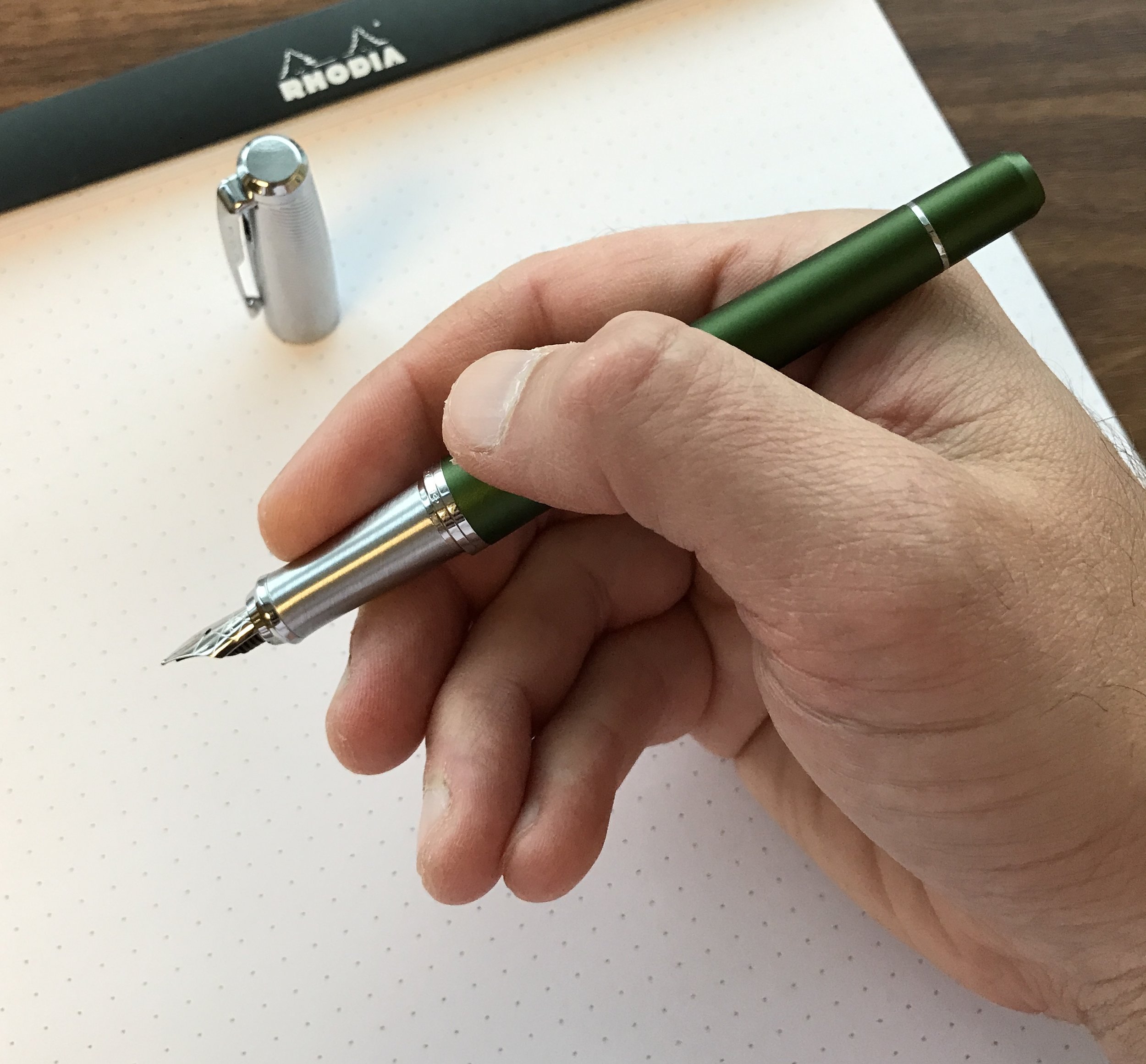 breng de actie bron Begraafplaats Pen Review: The New Parker Urban Fountain Pen — The Gentleman Stationer breng de actie bron Begraafplaats Pen Review: The New Parker Urban Fountain Pen — The Gentleman Stationer