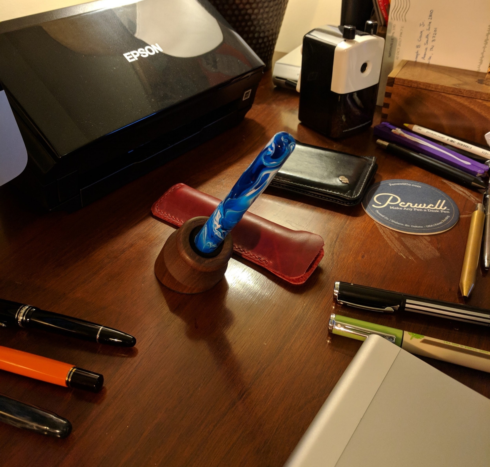 The Penwell Desktop Pen Holder The Gentleman Stationer