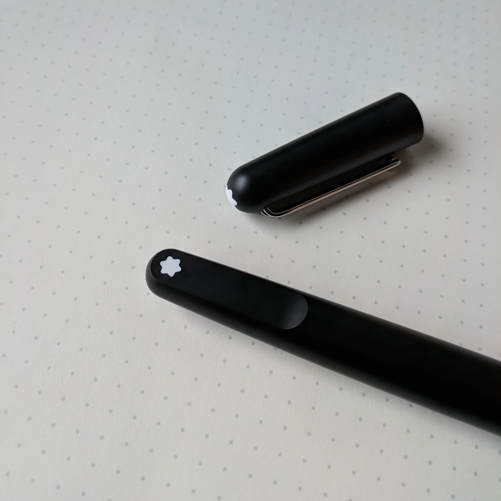 Pen Review Montblanc M Ultra Black Fountain Pen The Gentleman