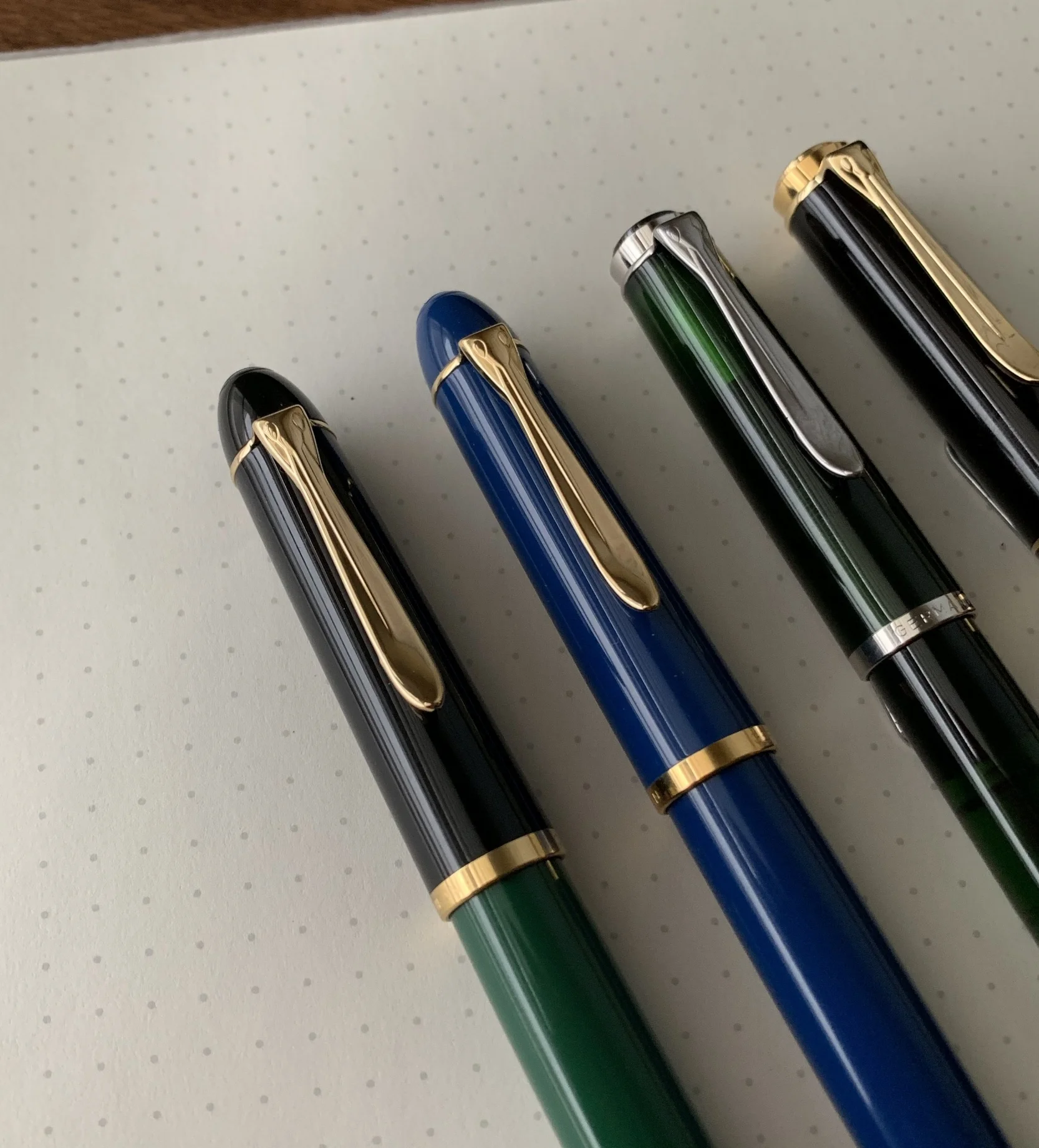 Pen Review Pelikan M120 — The Gentleman Stationer