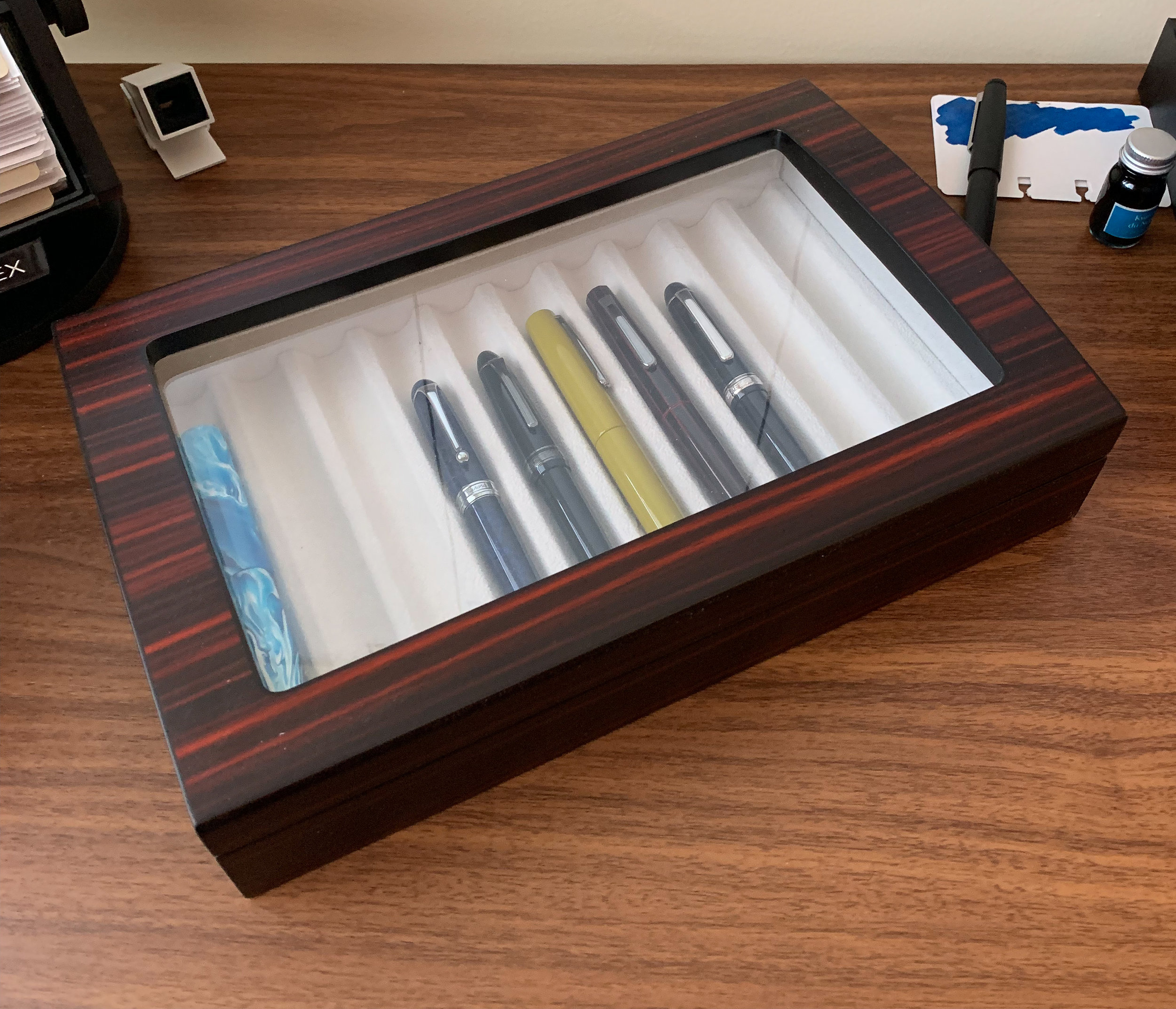 30 Pen Collector Storage Display Case 