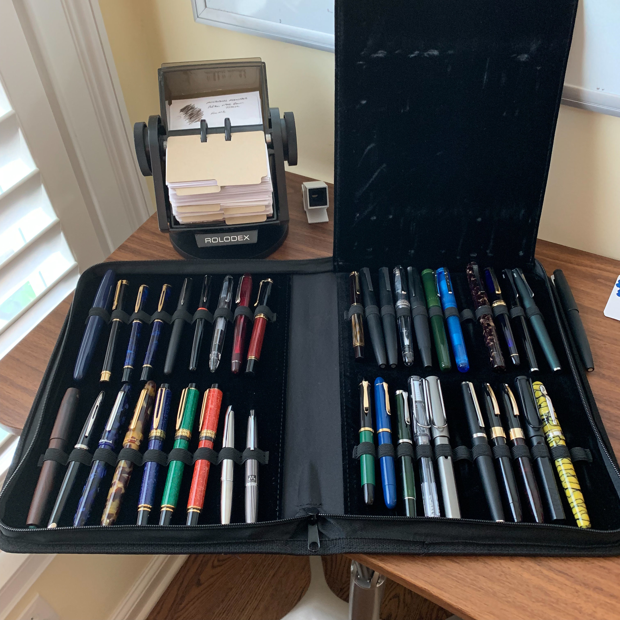 Top 5 Pen Storage Solutions: Pen Boxes and Folios — The Gentleman