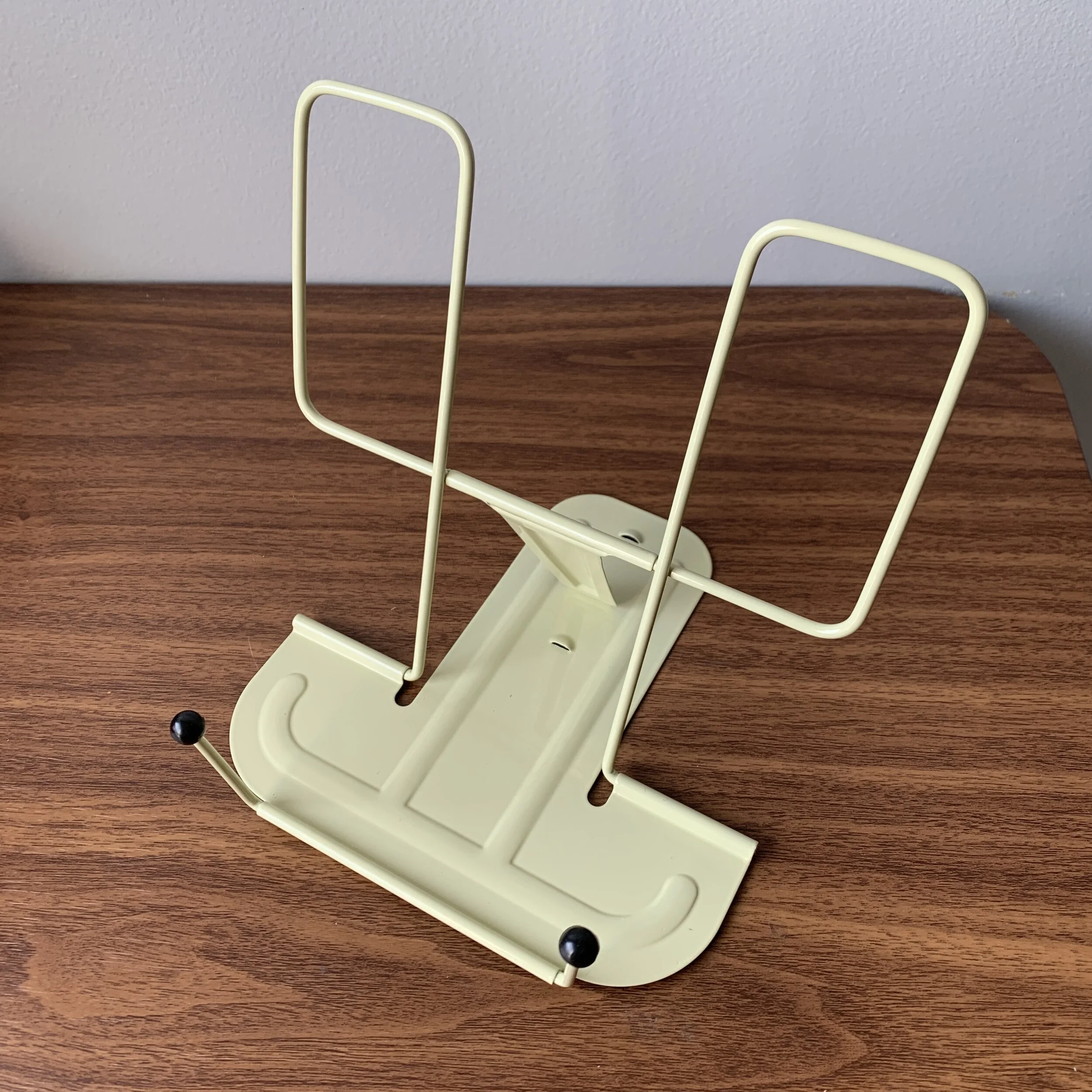 Hightide Co. Metal Book Stand (Ivory)