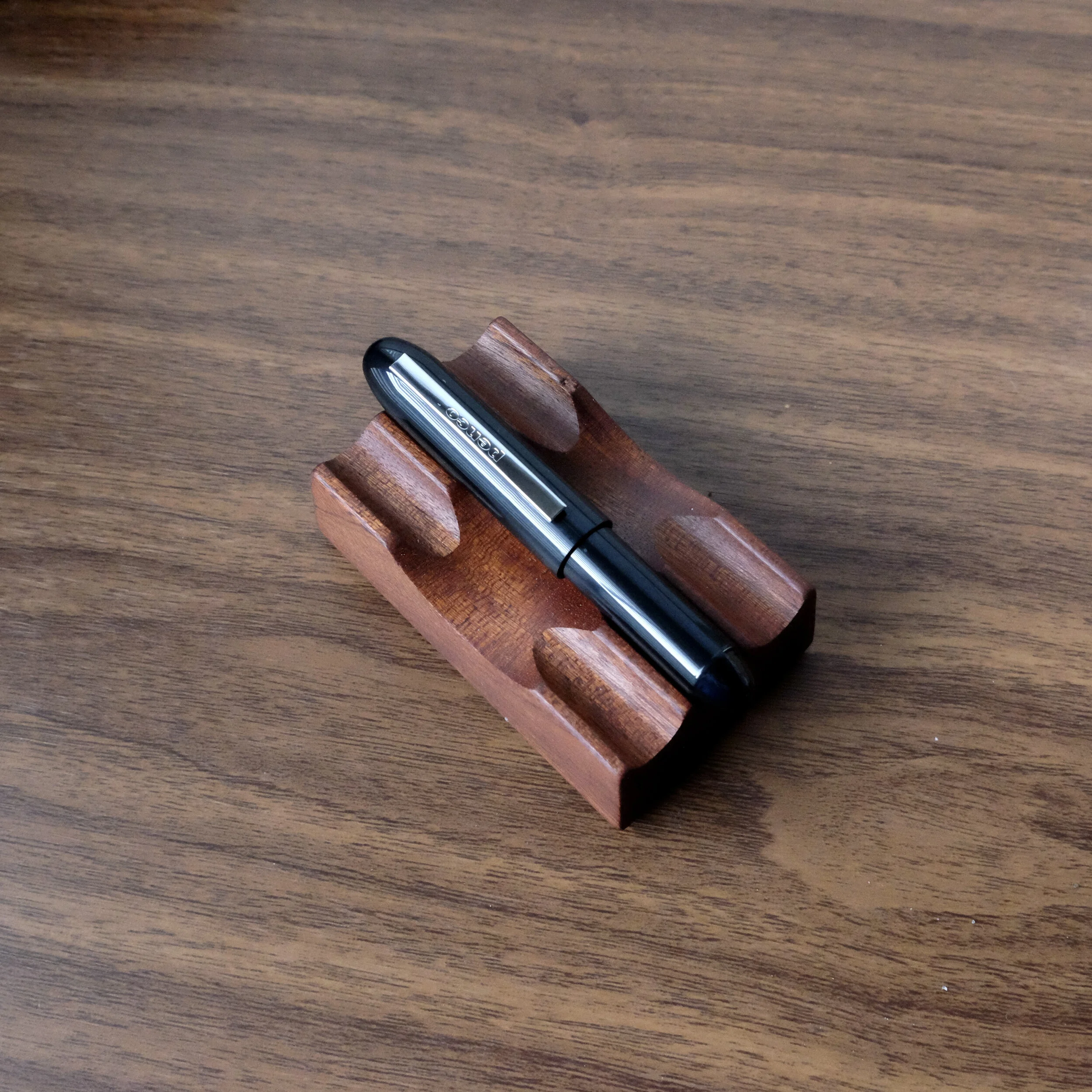 Penco Perfection Light (Black)