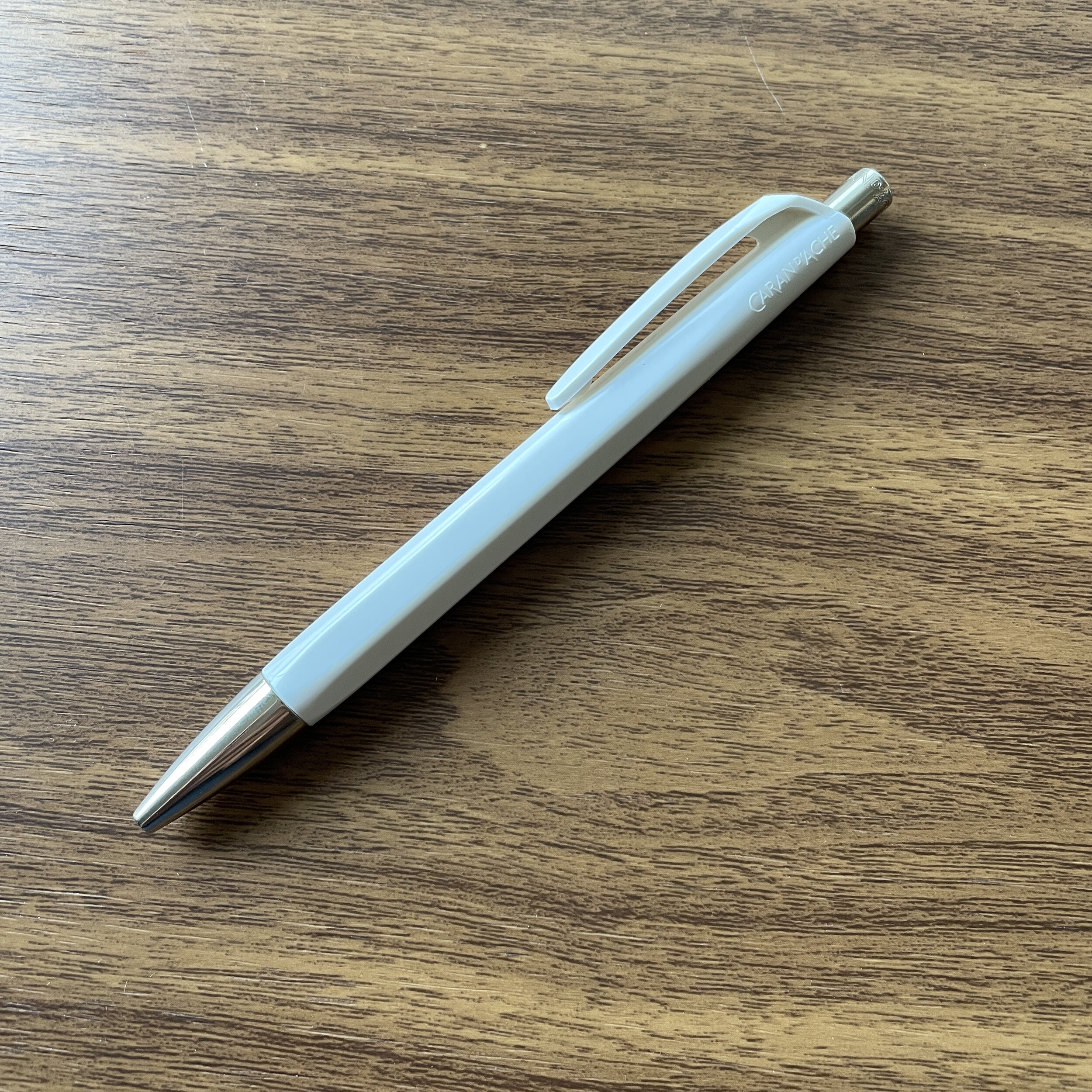 Caran d'Ache Infinite 888 White