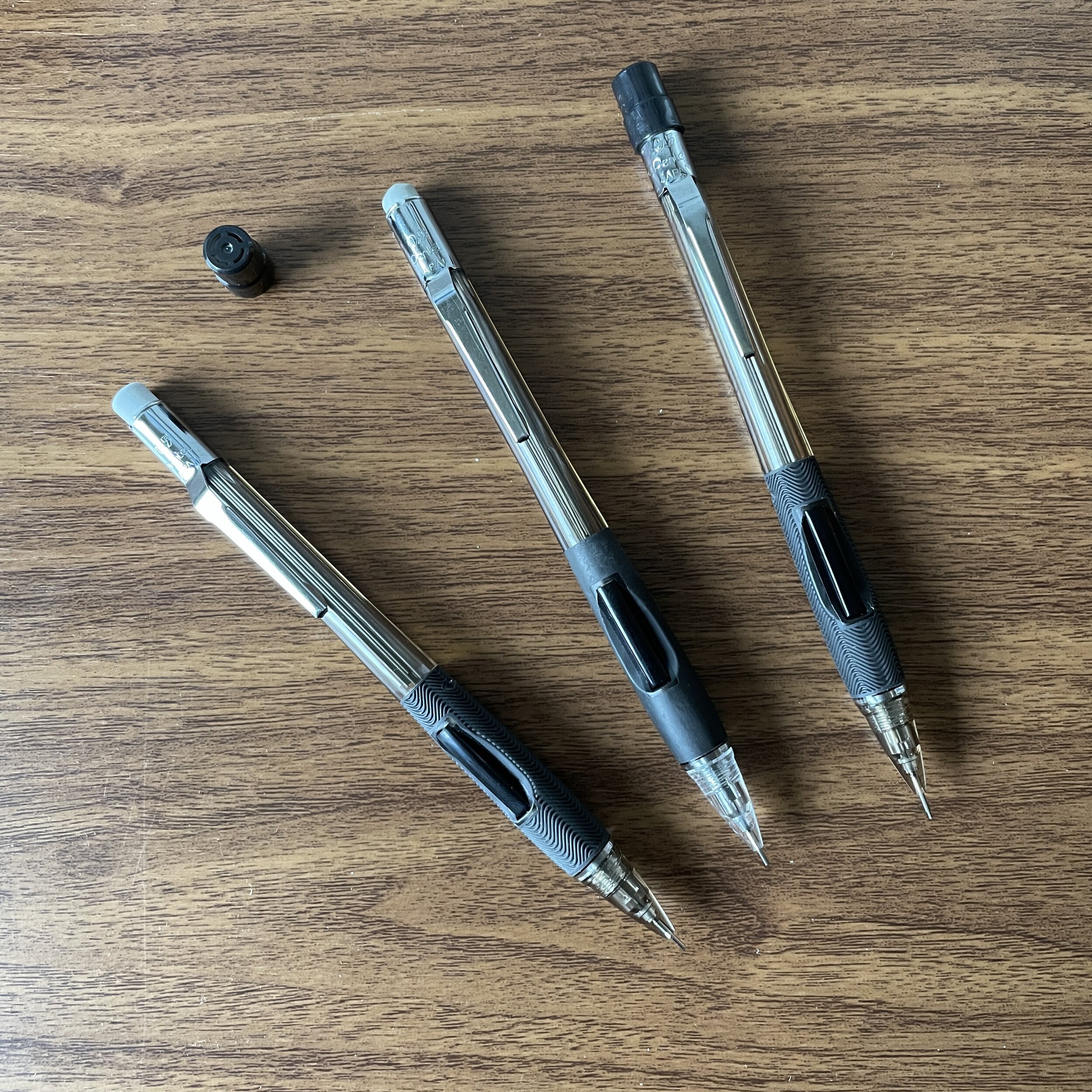 Which Mechanical Pencil to Pick: Rotring 600 vs. Rotring 800 — The  Gentleman Stationer