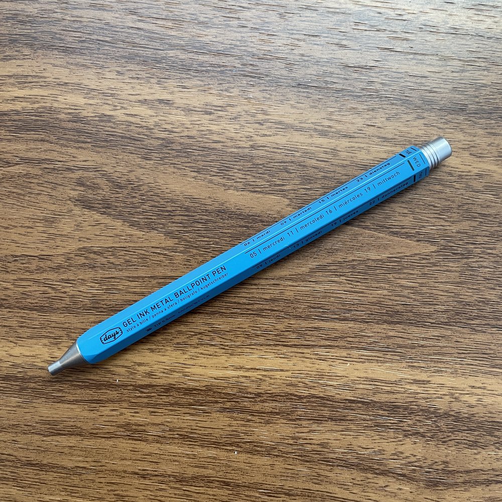 Mark's Days Metal Gel Ink Ballpoint Pen in Blue - Lineae