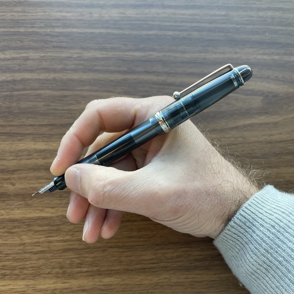 PILOT 万年筆 CUSTOM 74 14K　ニブ：FM Pilot Custom 74 Fountain Pen MS 14k Black Music Body Made in