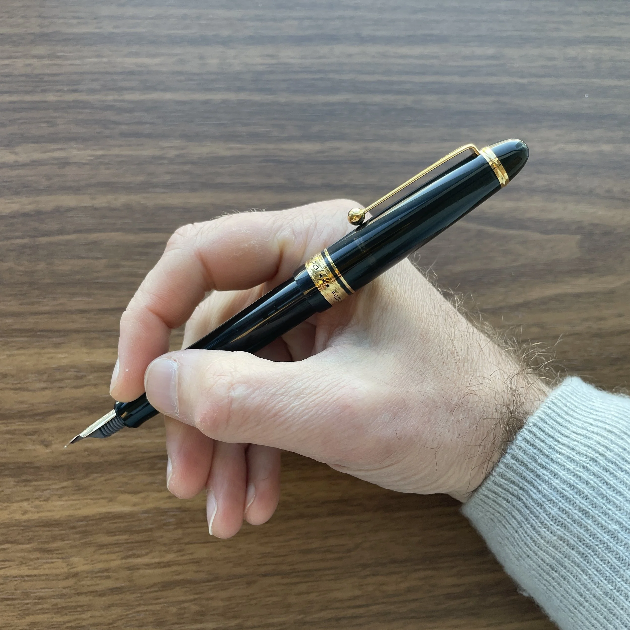 Pilot Custom 823 (Smoke - Posted)