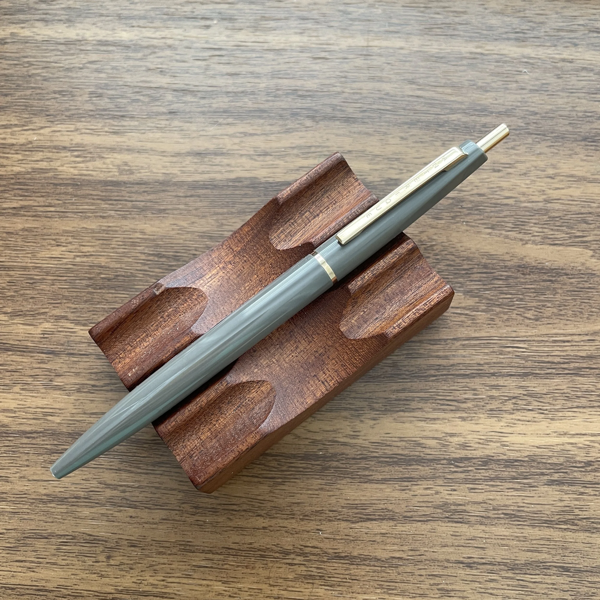 Anterique Ballpoint Cacao Grey