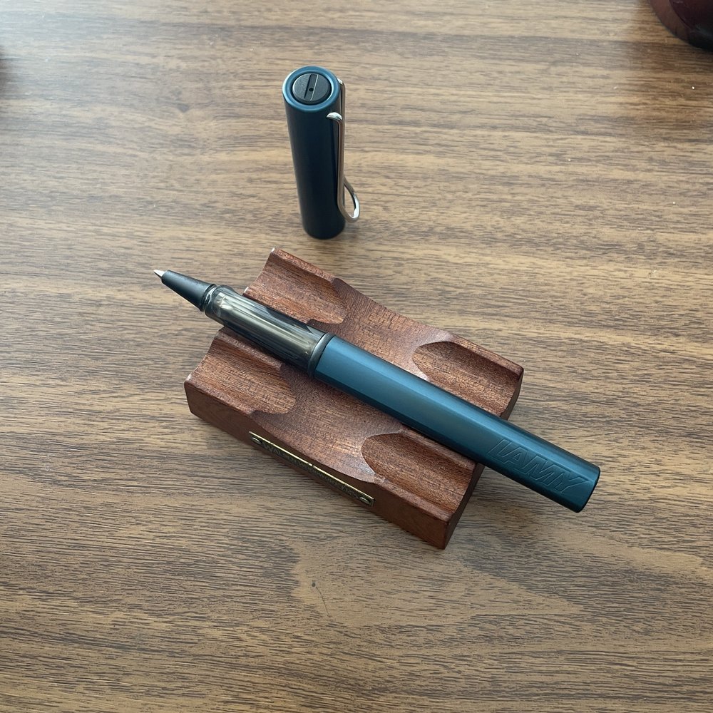Stylo Rechargeable 0.7mm Stylo Roller LAMY AL-STAR VIBRANT PINK Édition Limitée 2018 - Recharge M63 Bleue Incluse - Fabriqué En Allemagne Roller Lamy Pink