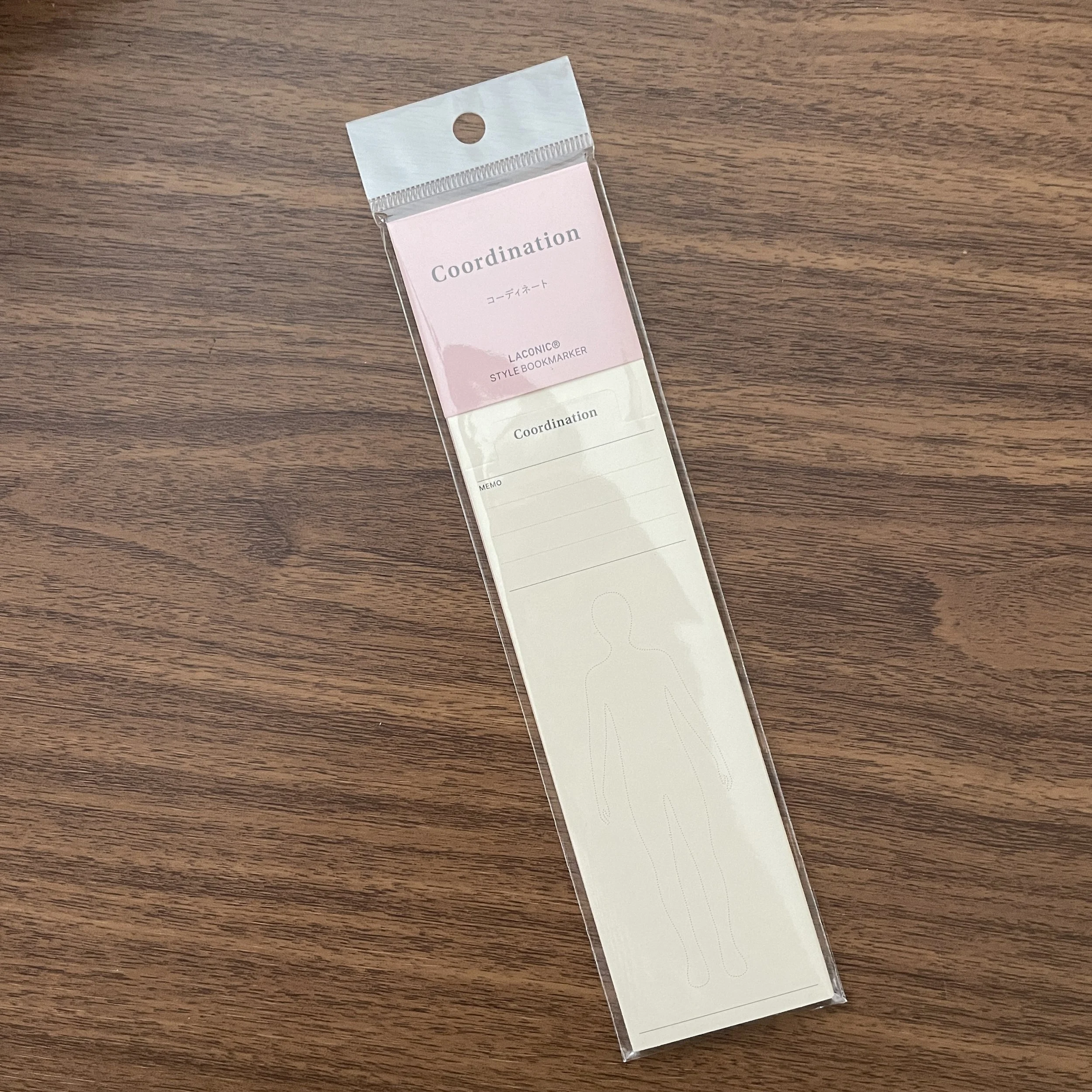 Laconic Style Bookmarker (Coordination)