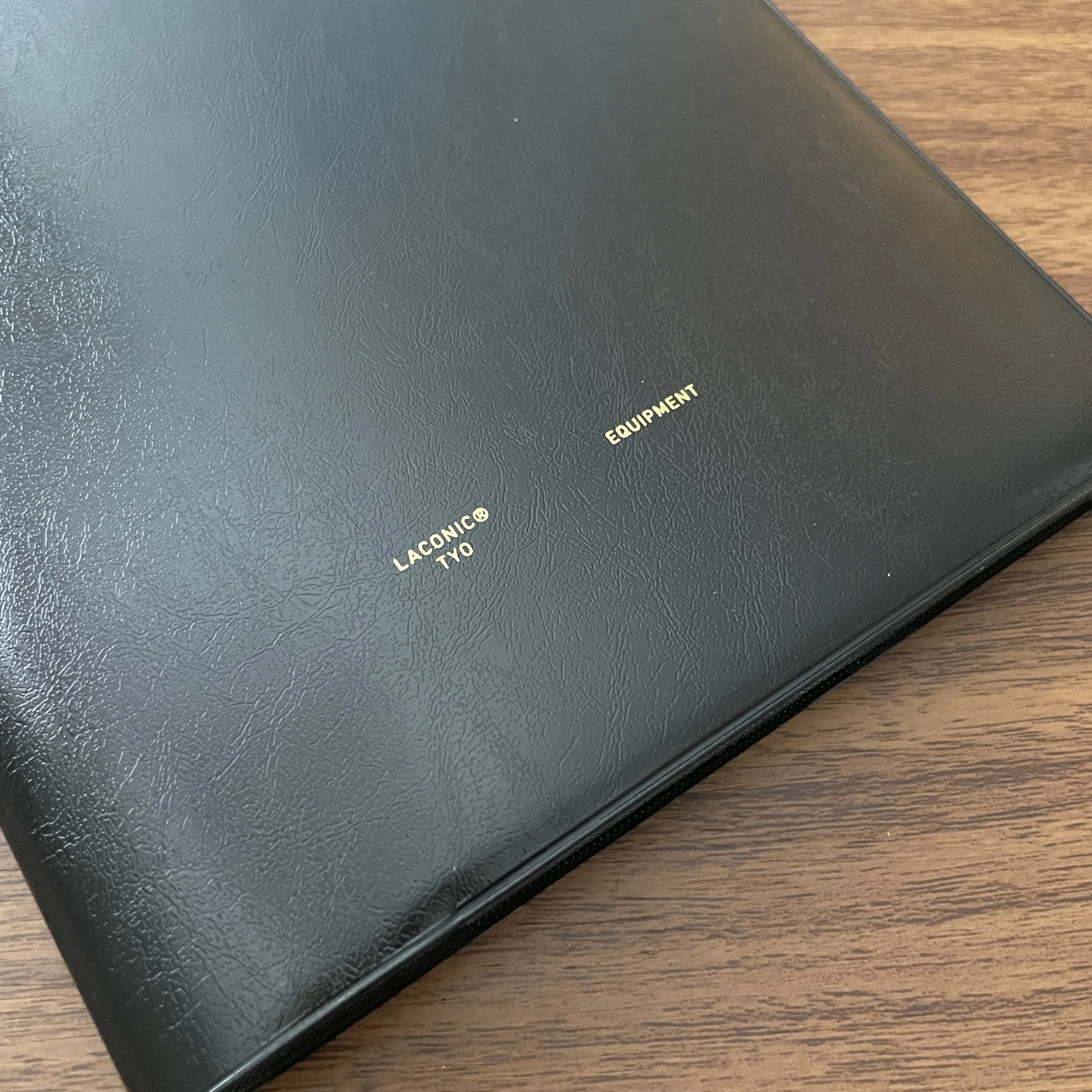 Laconic Cover Black Plastic