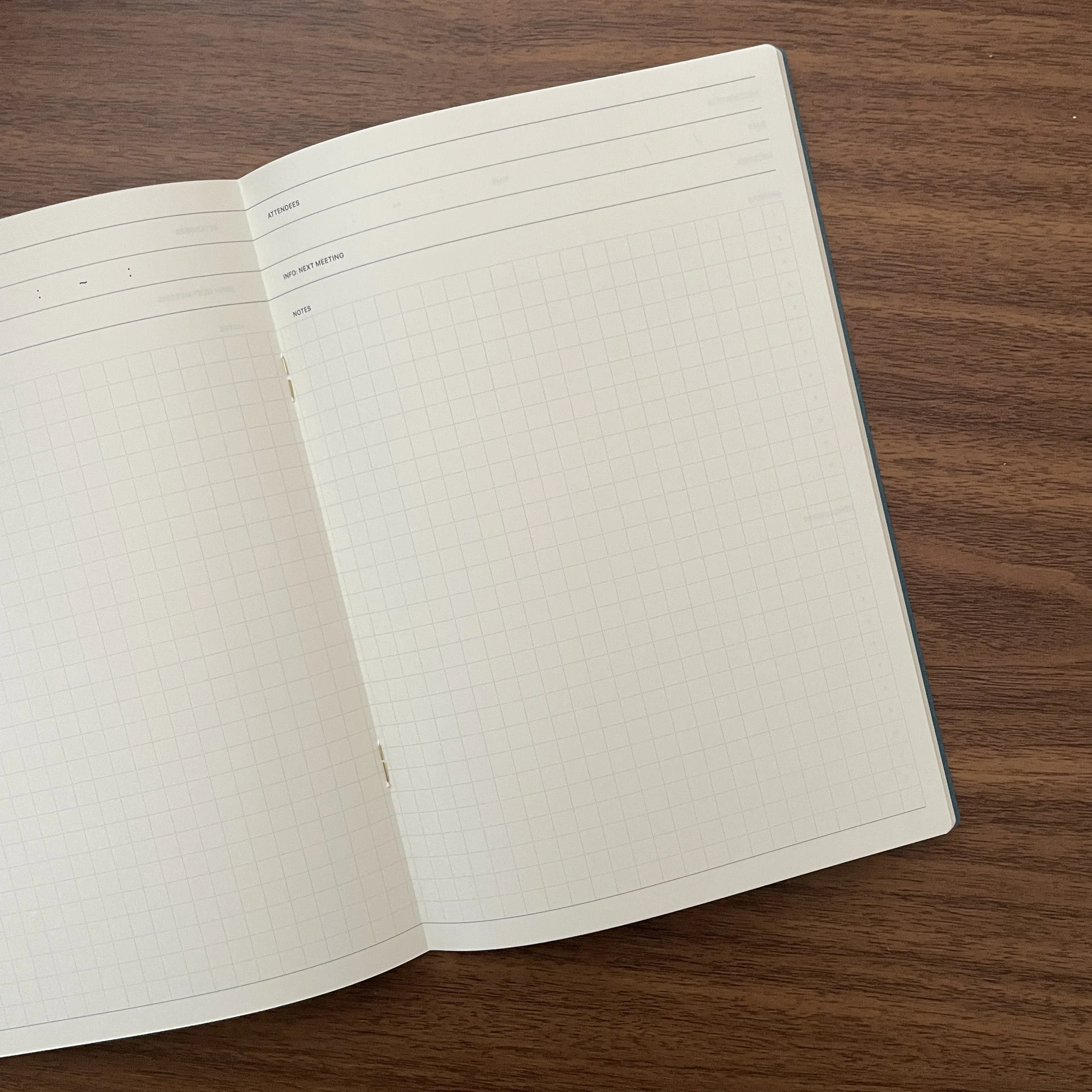 Laconic Style A5 Meeting Layout