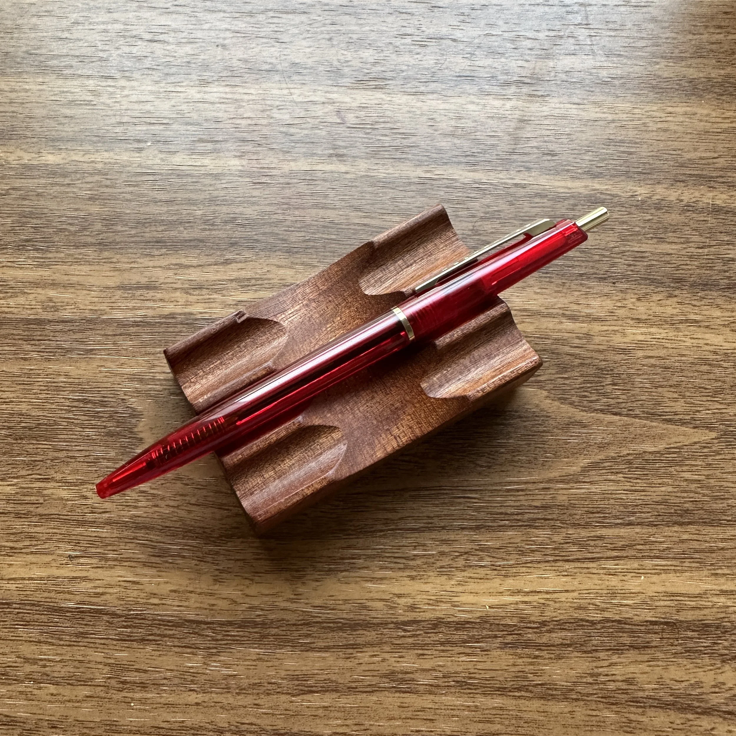 Anterique Clear Red Ballpoint