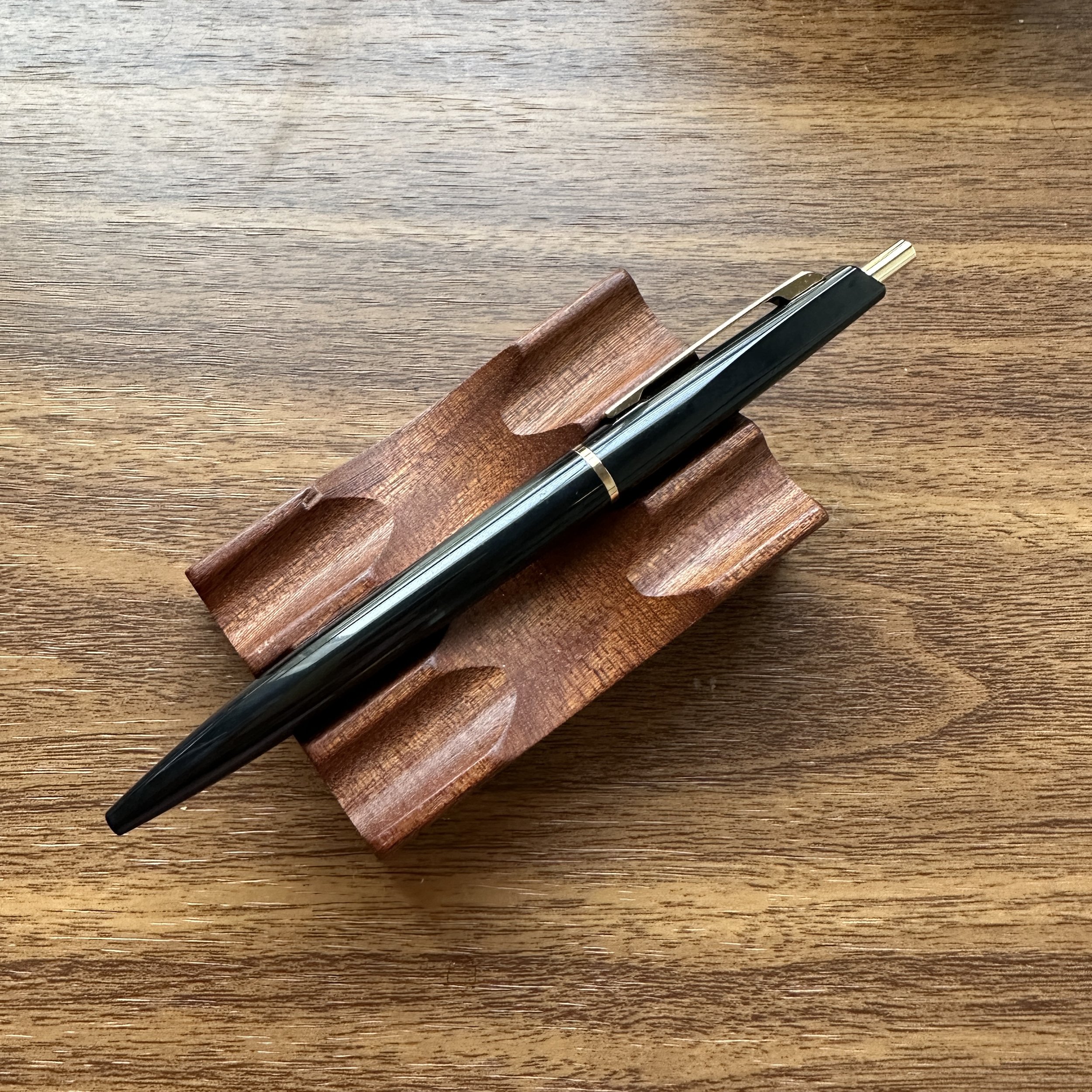 Anterique Pitch Black Ballpoint