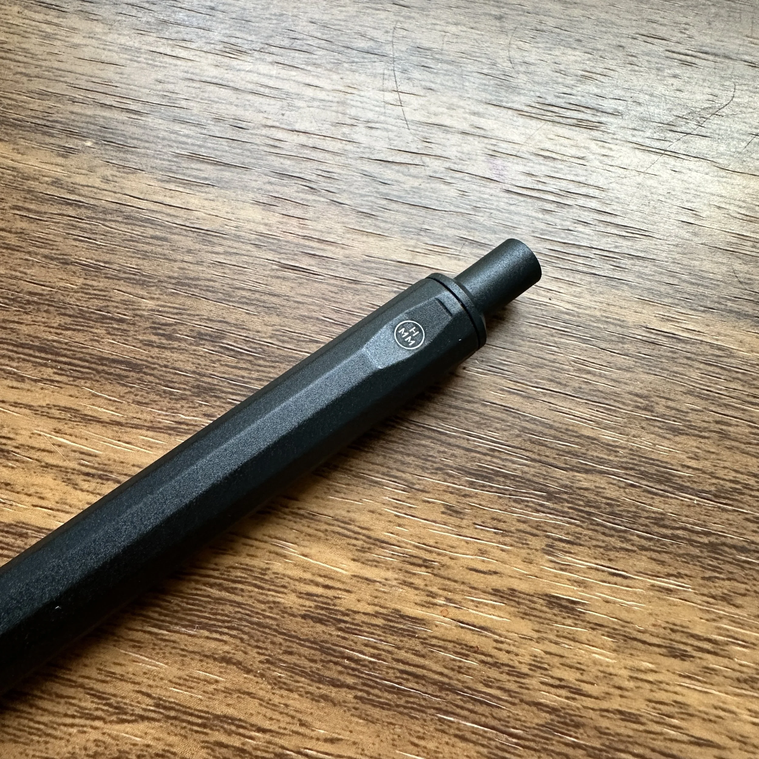 HMM Ballpoint (Matte Black) Knock
