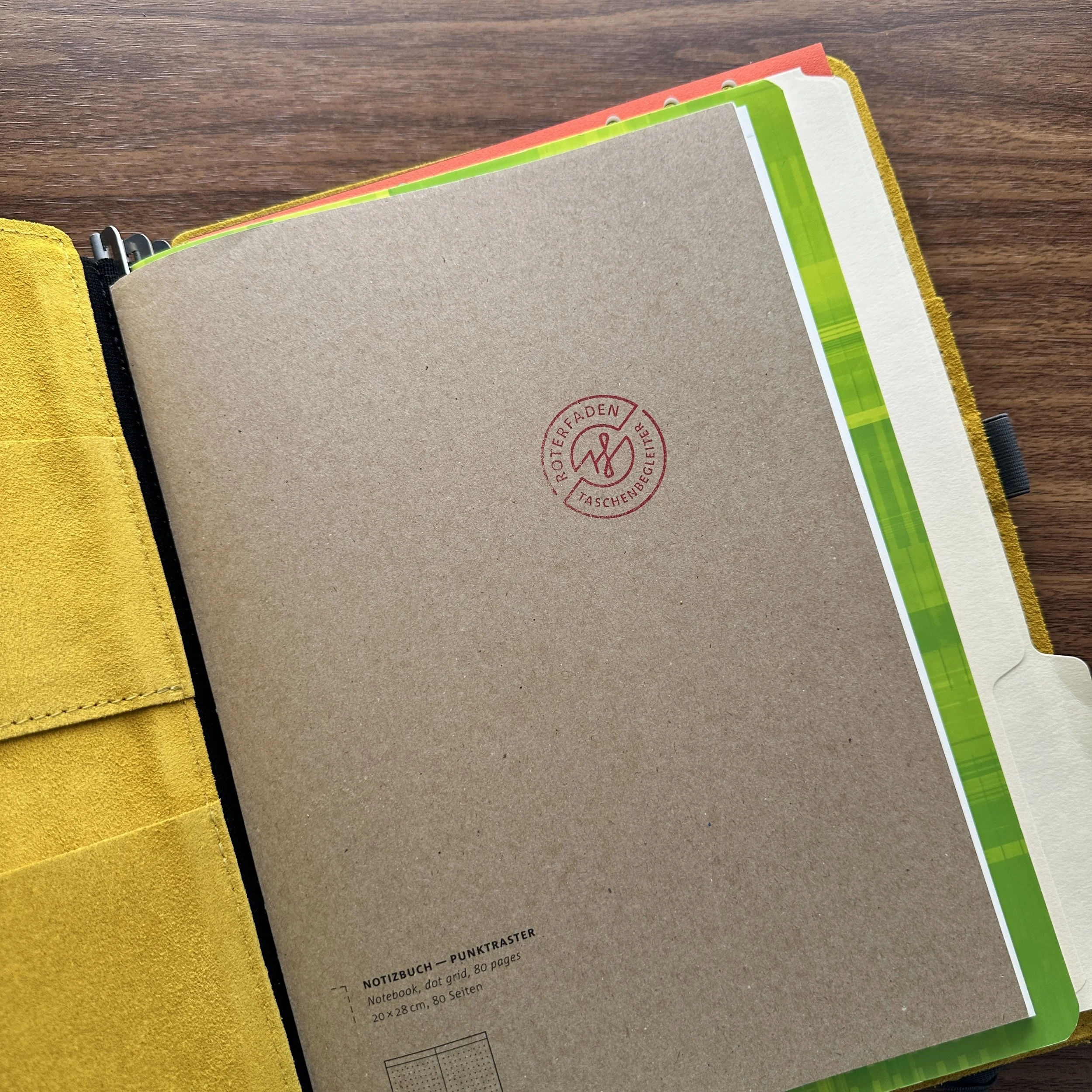 Roterfaden A4 Notebook in Cover