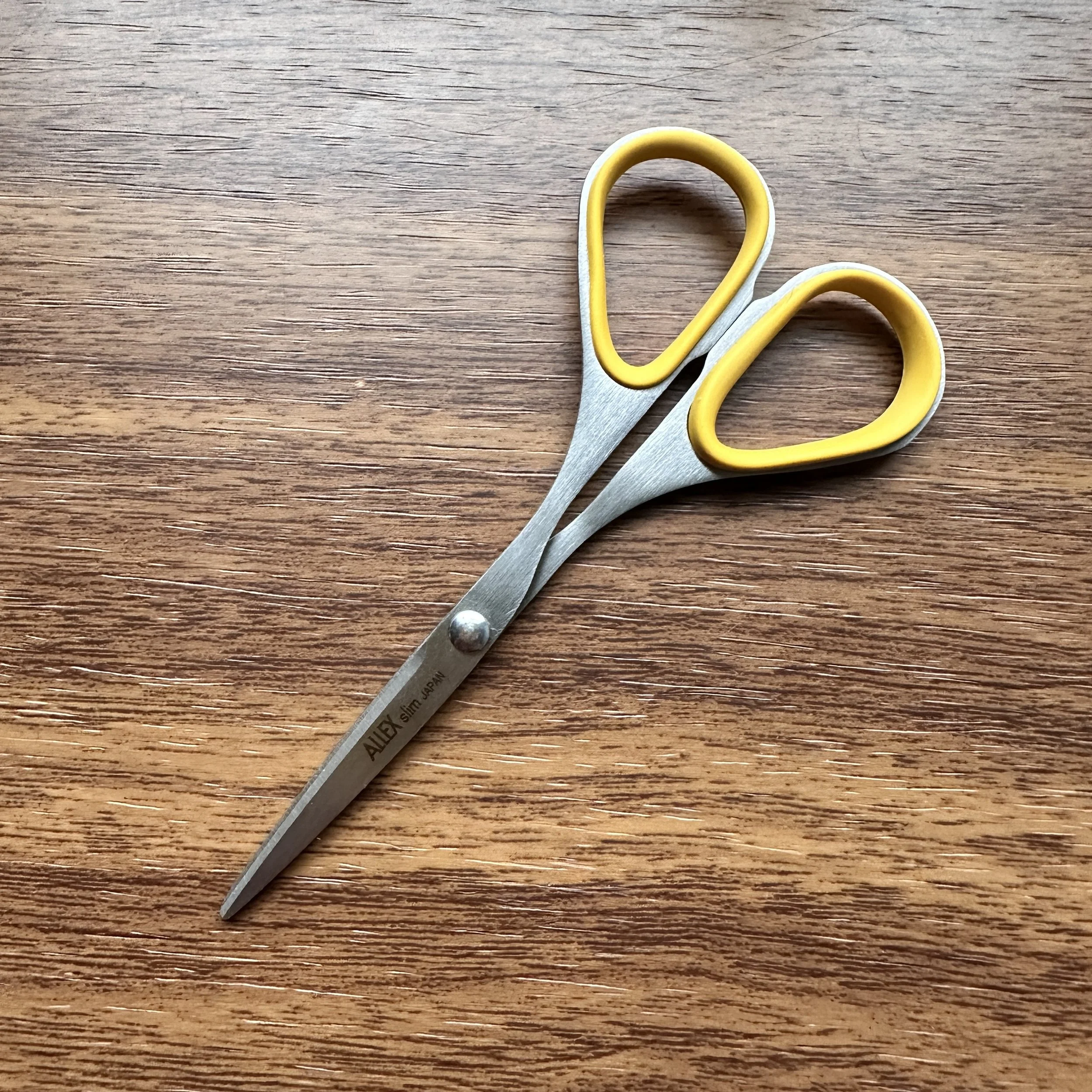 Allex Slim 100 Stainless Scissor (Yellow)