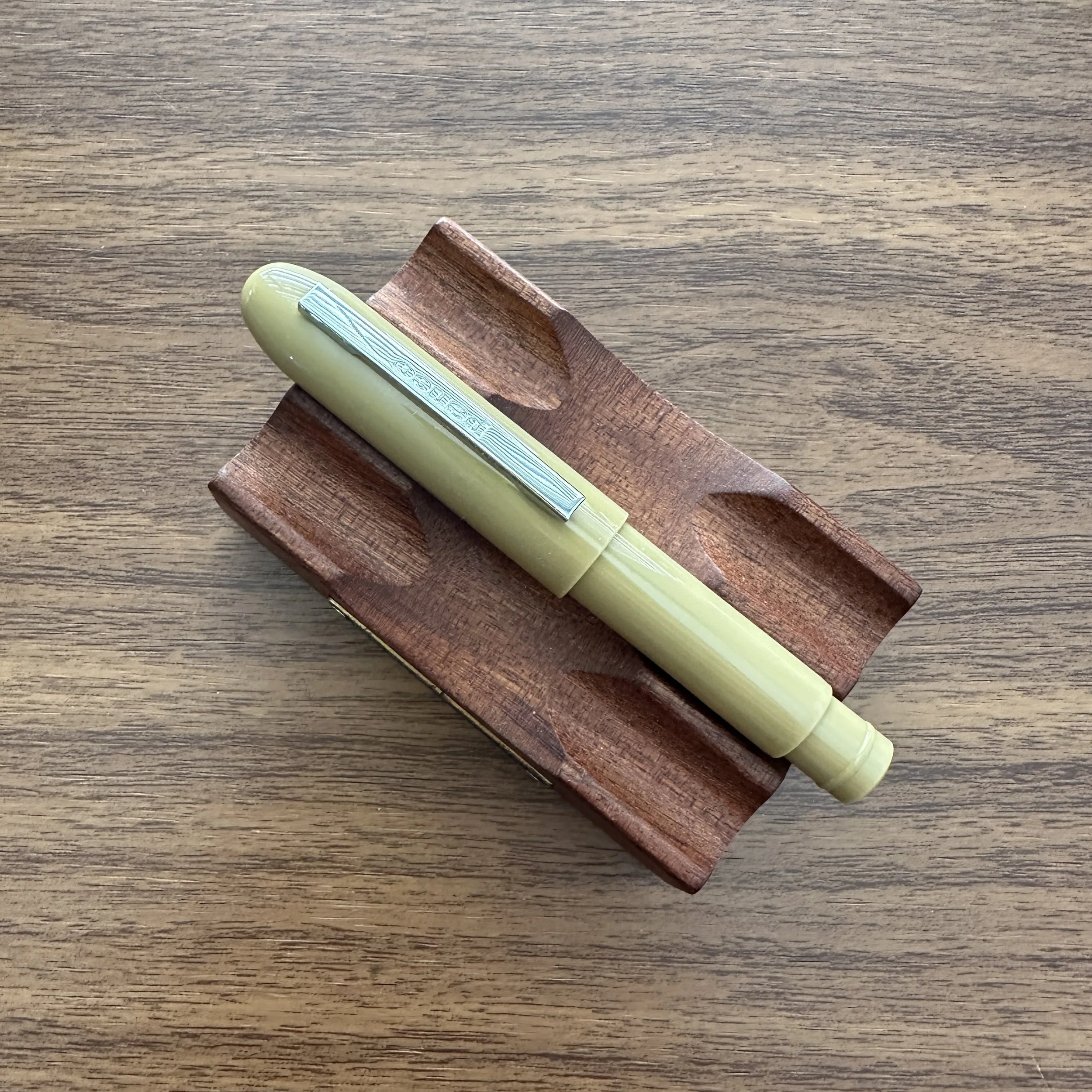 Penco Perfection Light Mechanical Pencil (Khaki)