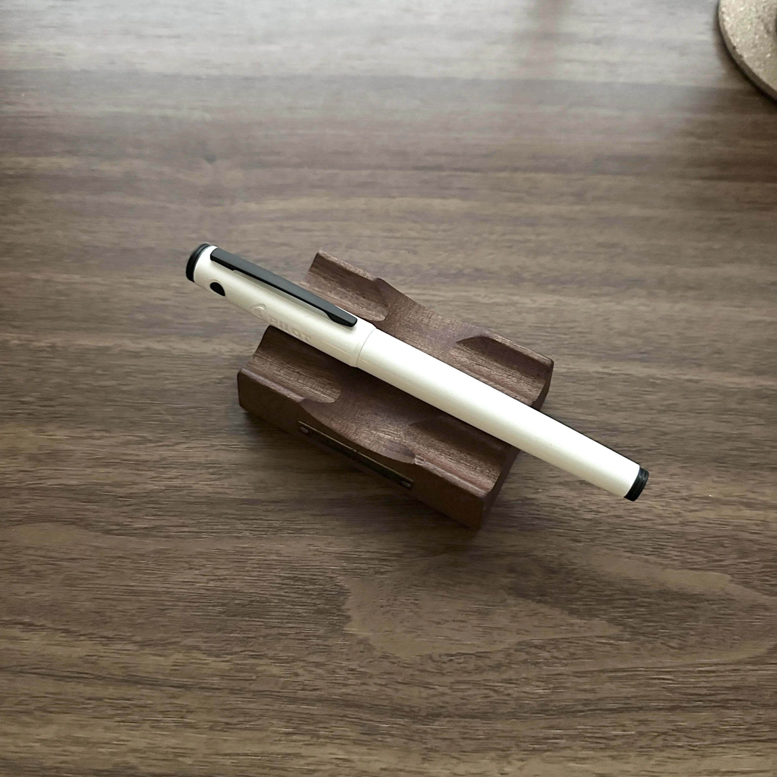 Pilot Explorer White