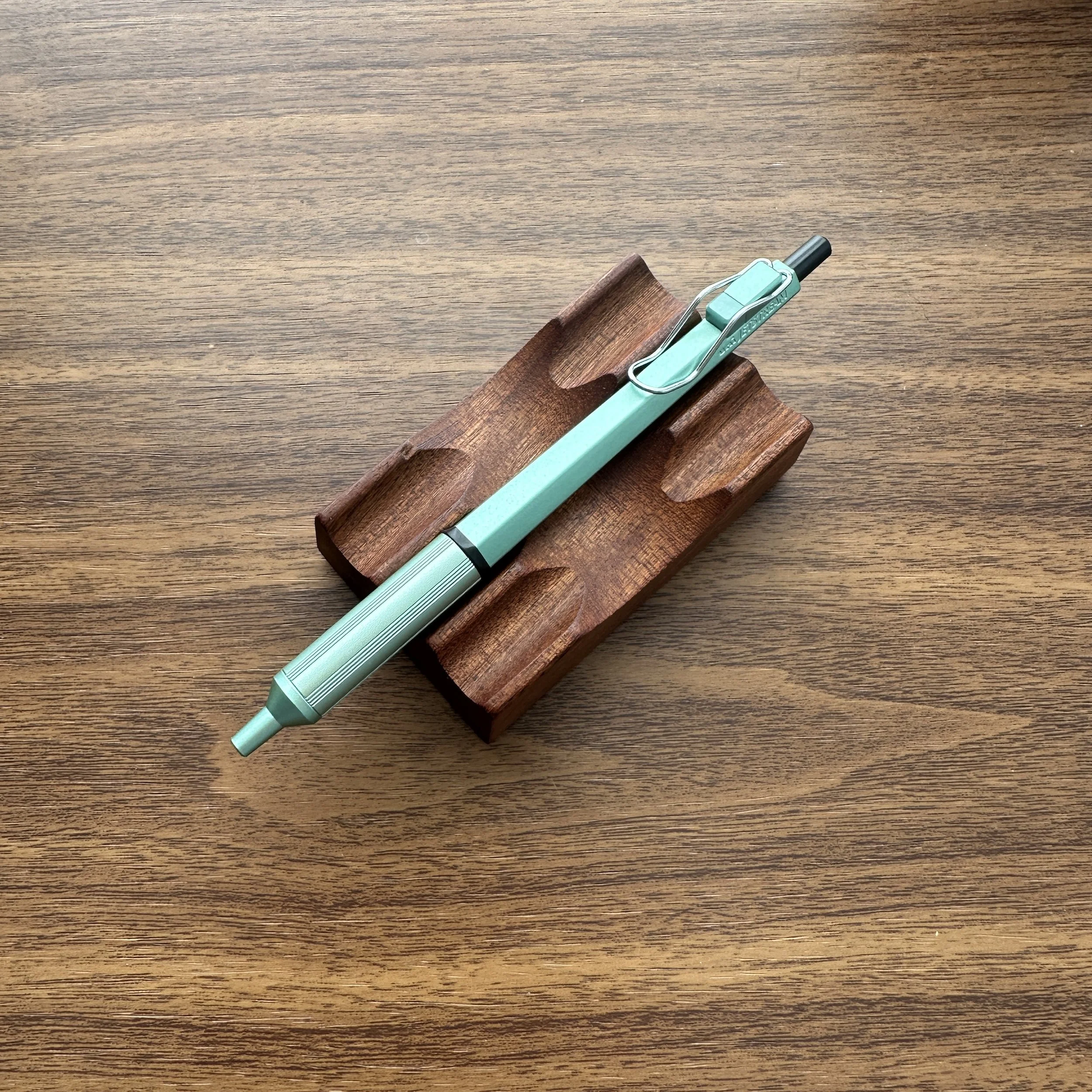 Uni Jetstream Edge .38mm (Green)