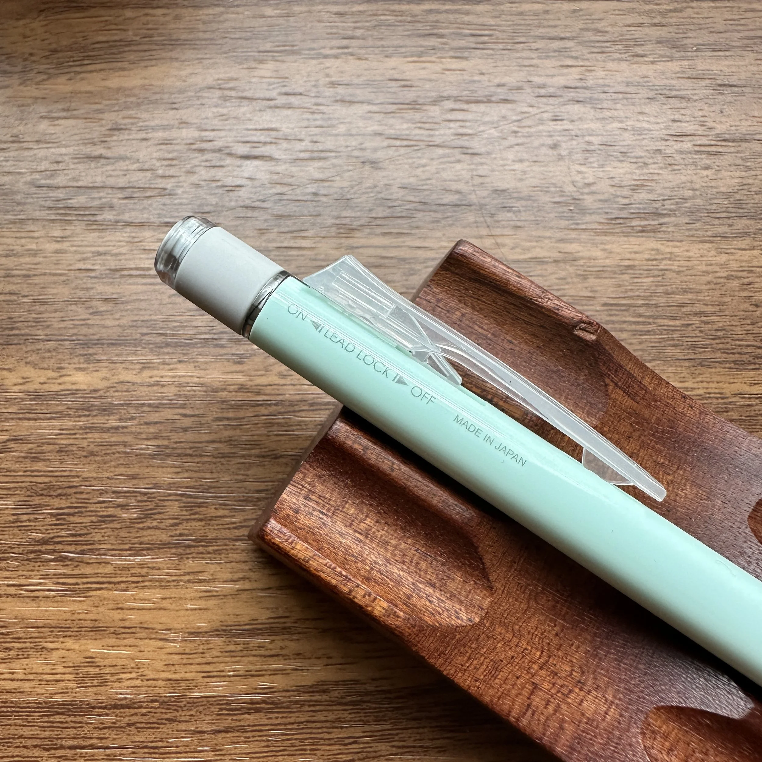 Tombow Mono Graph Pastel (Lead Lock)