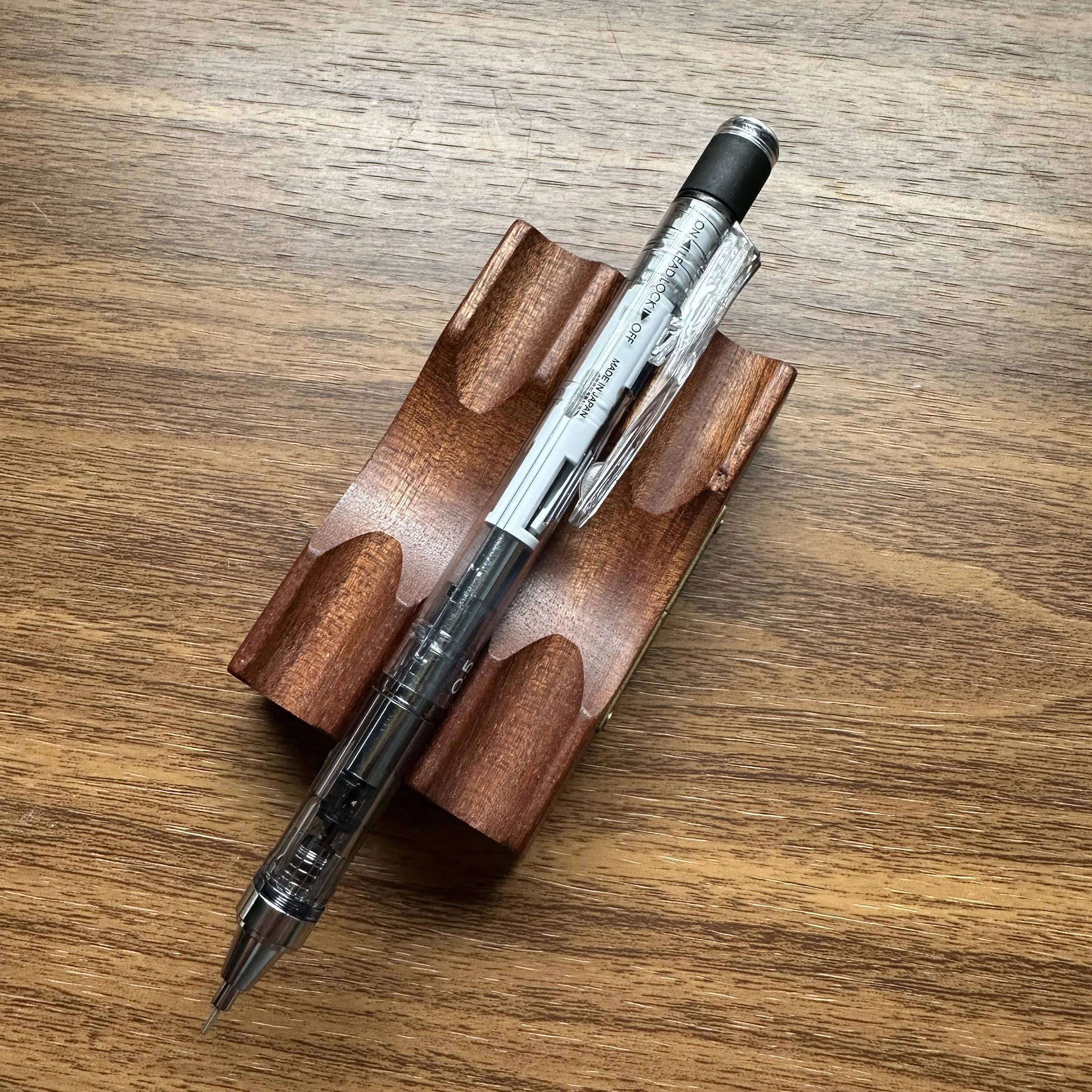 Tombow Mono Graph Lead Lock