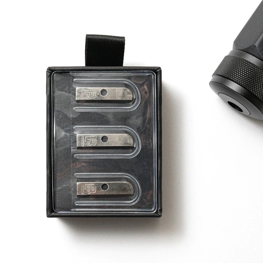 Blackwing One-Step Replacement Blades in Packaging