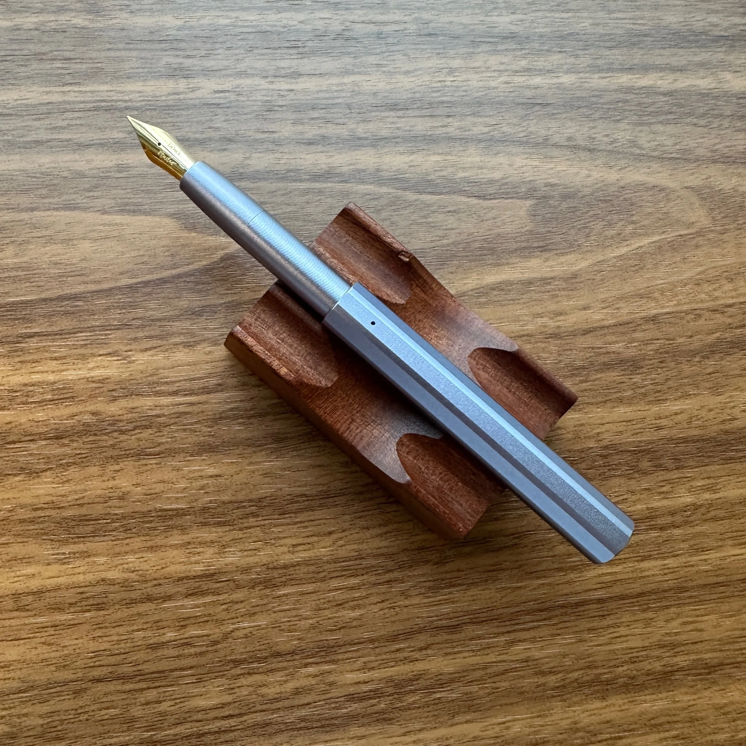 Tom's Studio Pocket Fountain Pen (Open)