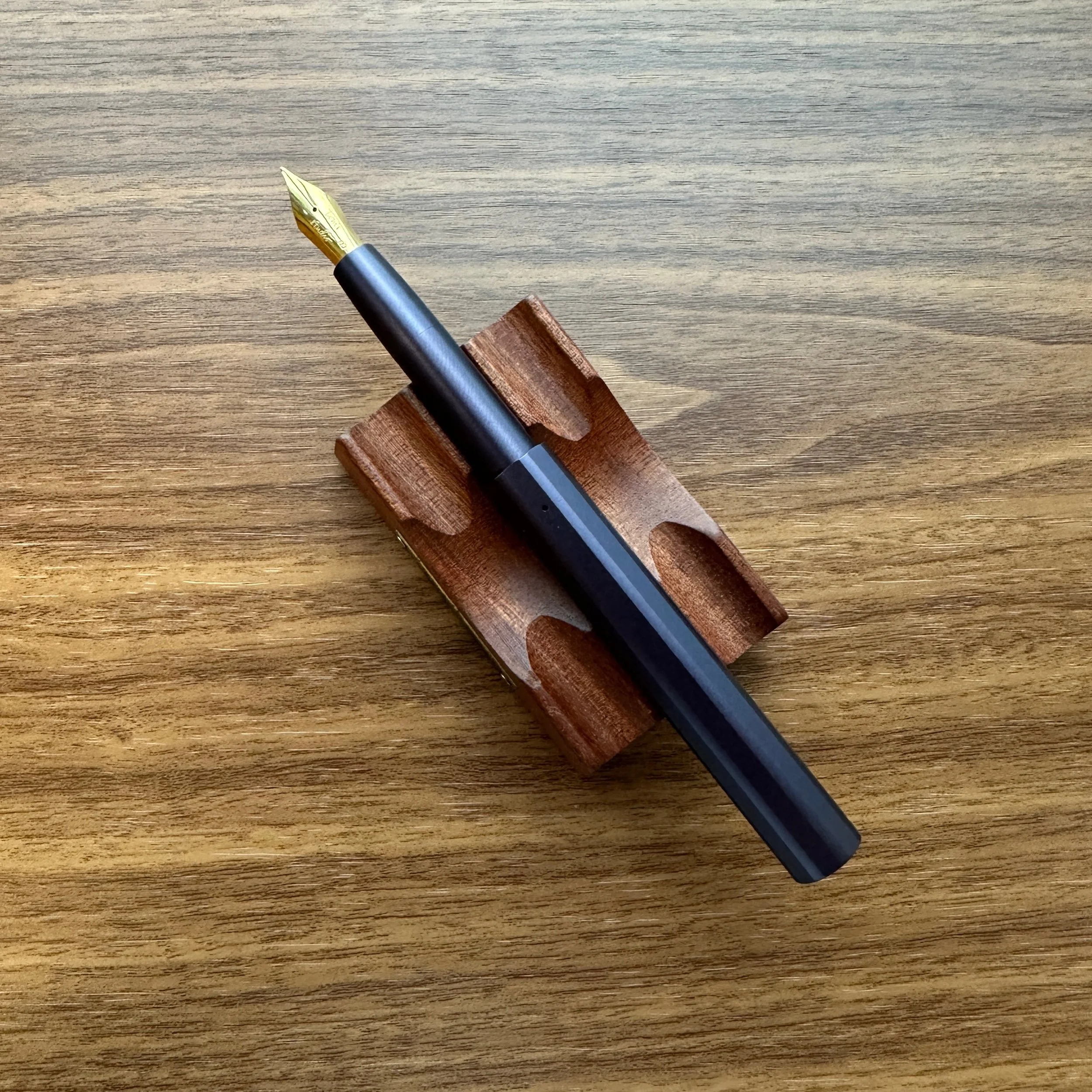 Tom's Studio Pocket Fountain Pen (Iris Open)