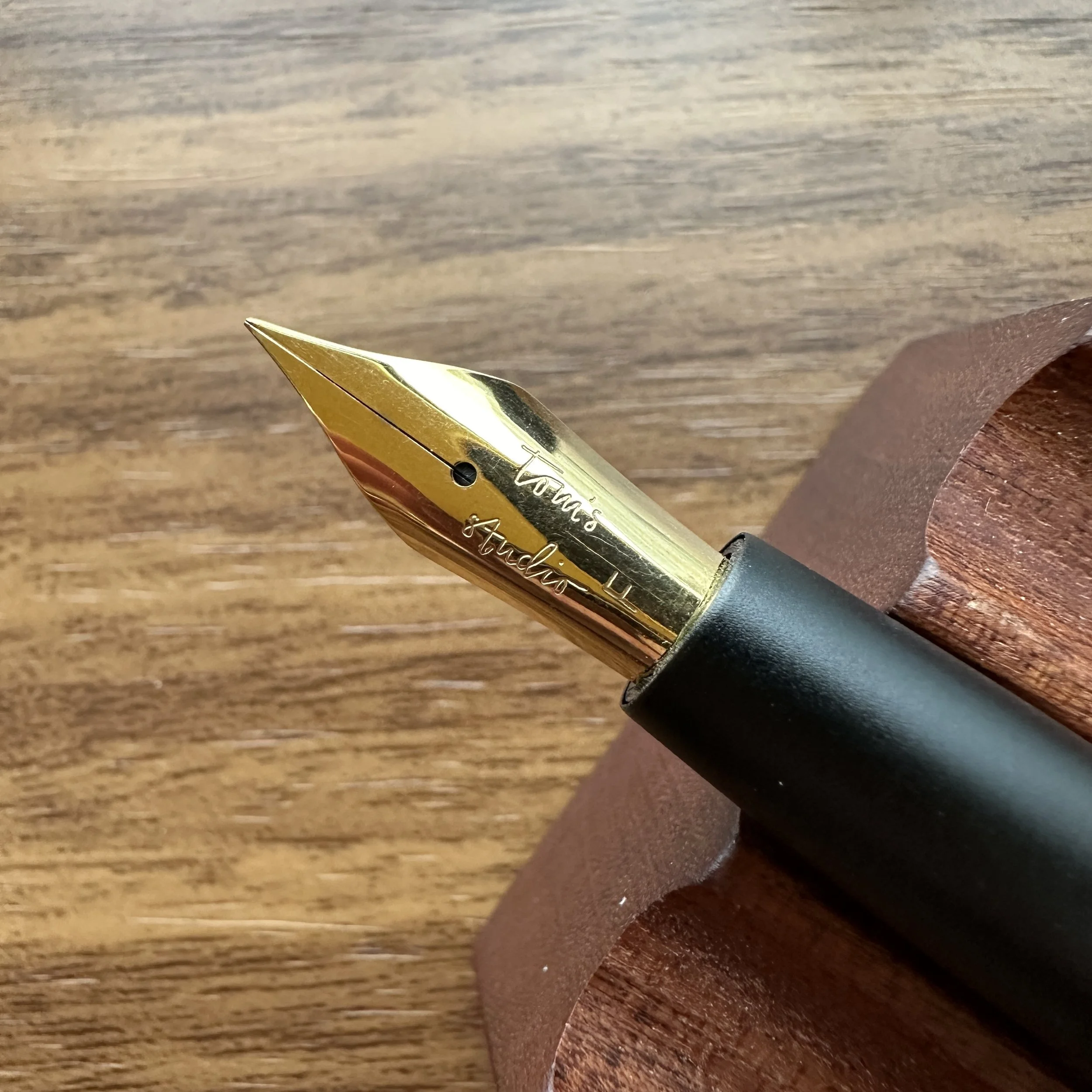Tom's Studio Nib Up-Close