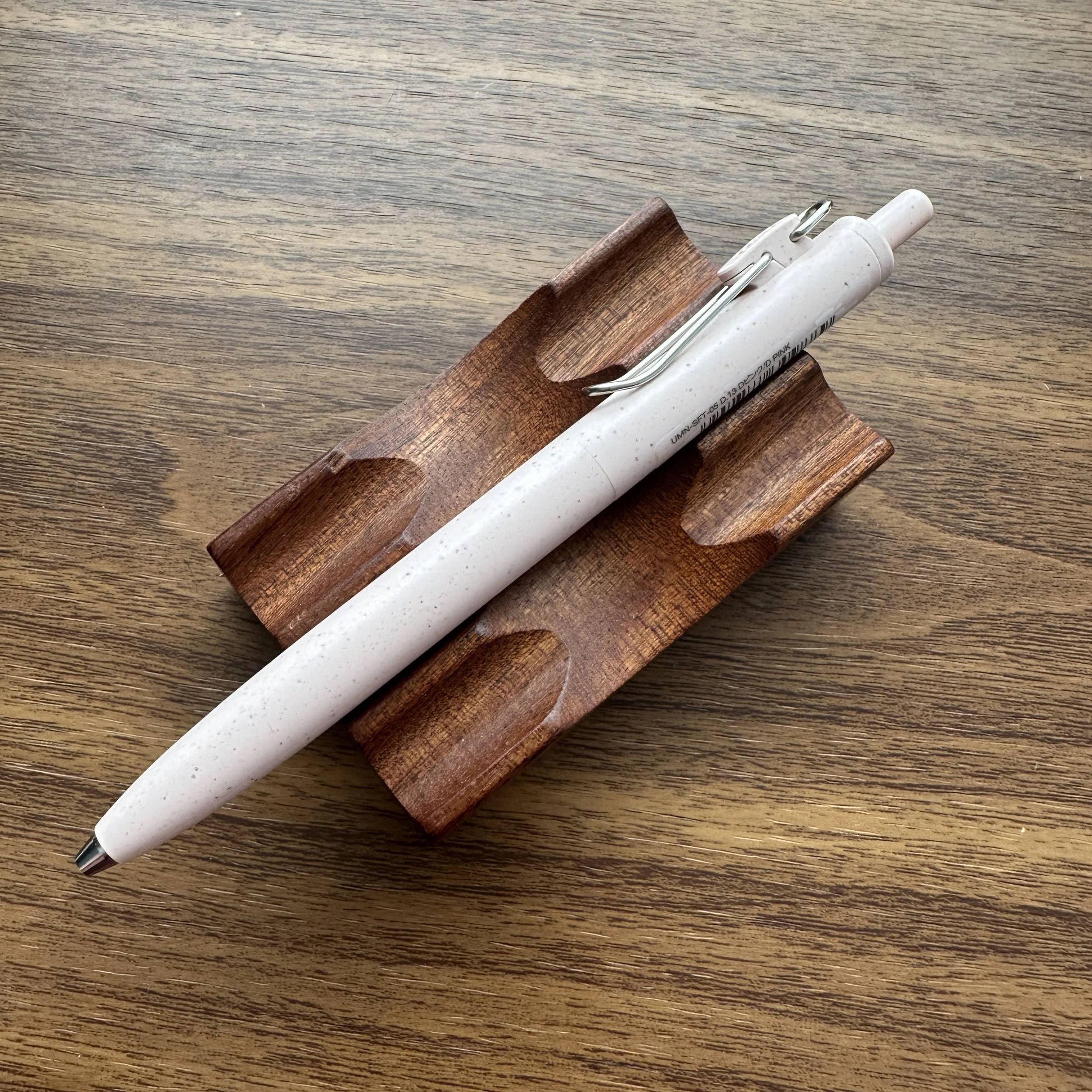 Uni-ball Jetstream F Series Earth Texture (Pink Beach)