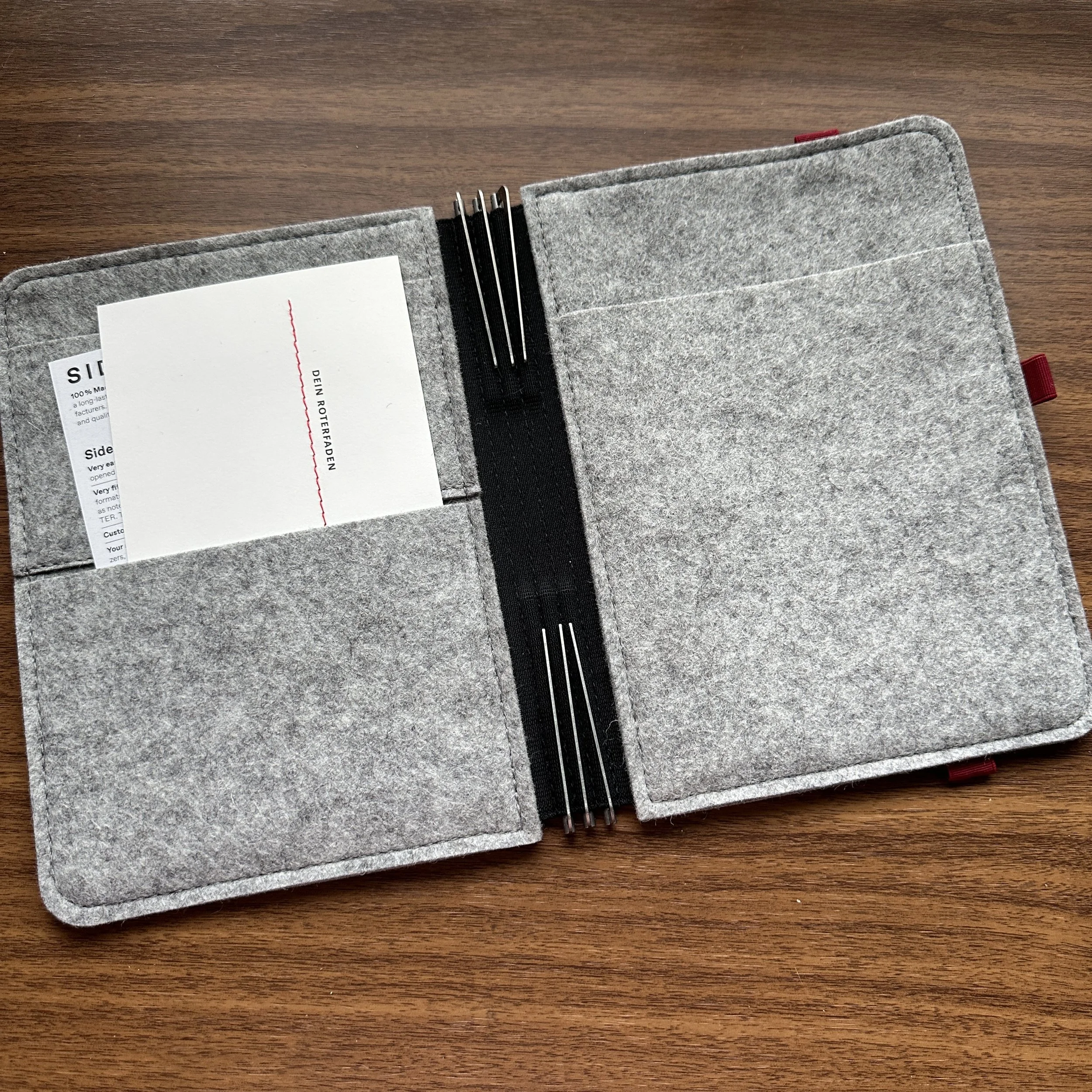 Roterfaden LTD_022 A5 Interior Grey Suede