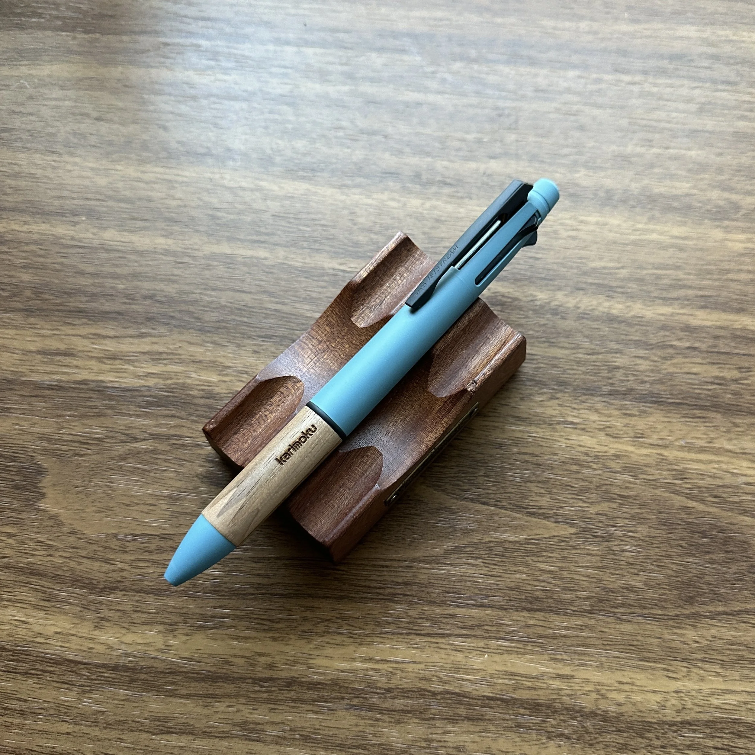 Uni Jetstream x Karimoku 4+1 Multi Pen (Blue)