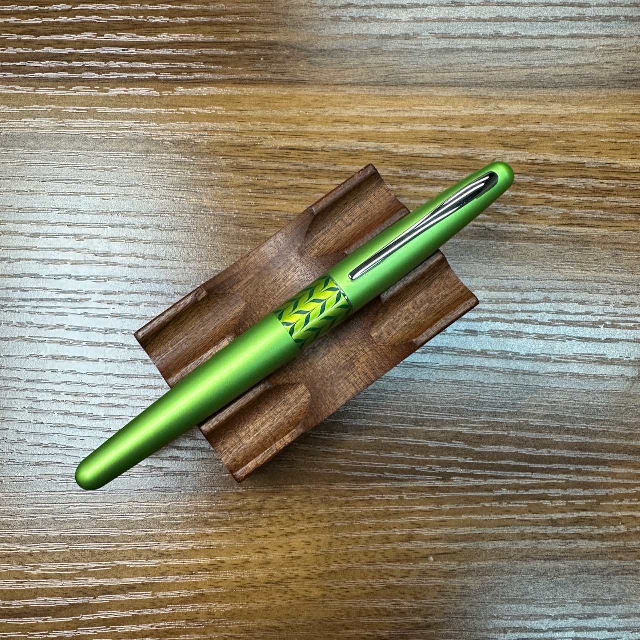 Pilot Metropolitan Fountain Pen Green Retro Pop