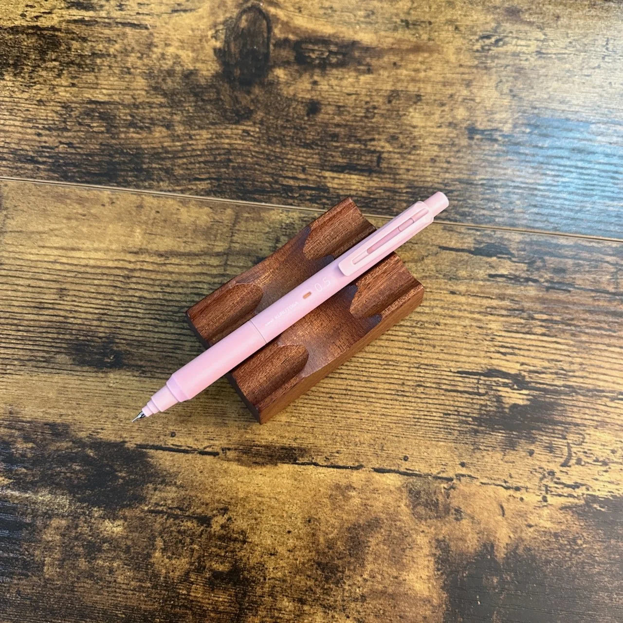 Uni Kuru Toga KS Mechanical Pencils  (Coral Pink)