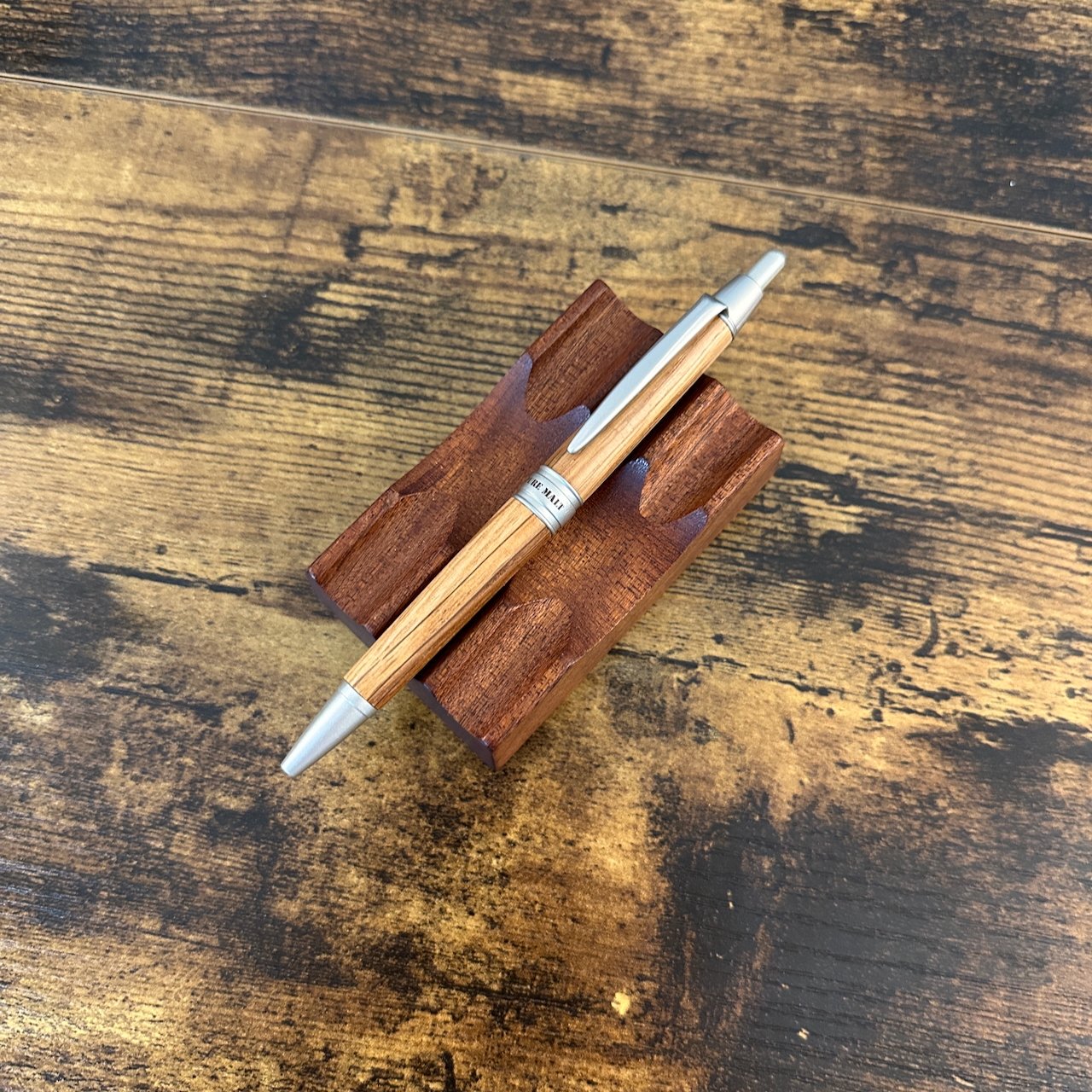 Uni Mitsubishi Slim Ballpoint Light Wood