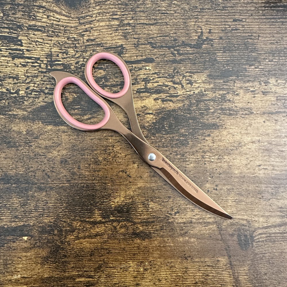 Titanium Pink Slim Scissors for Delicate Cutting Titanium Pink Slim Scissors for Delicate Cutting