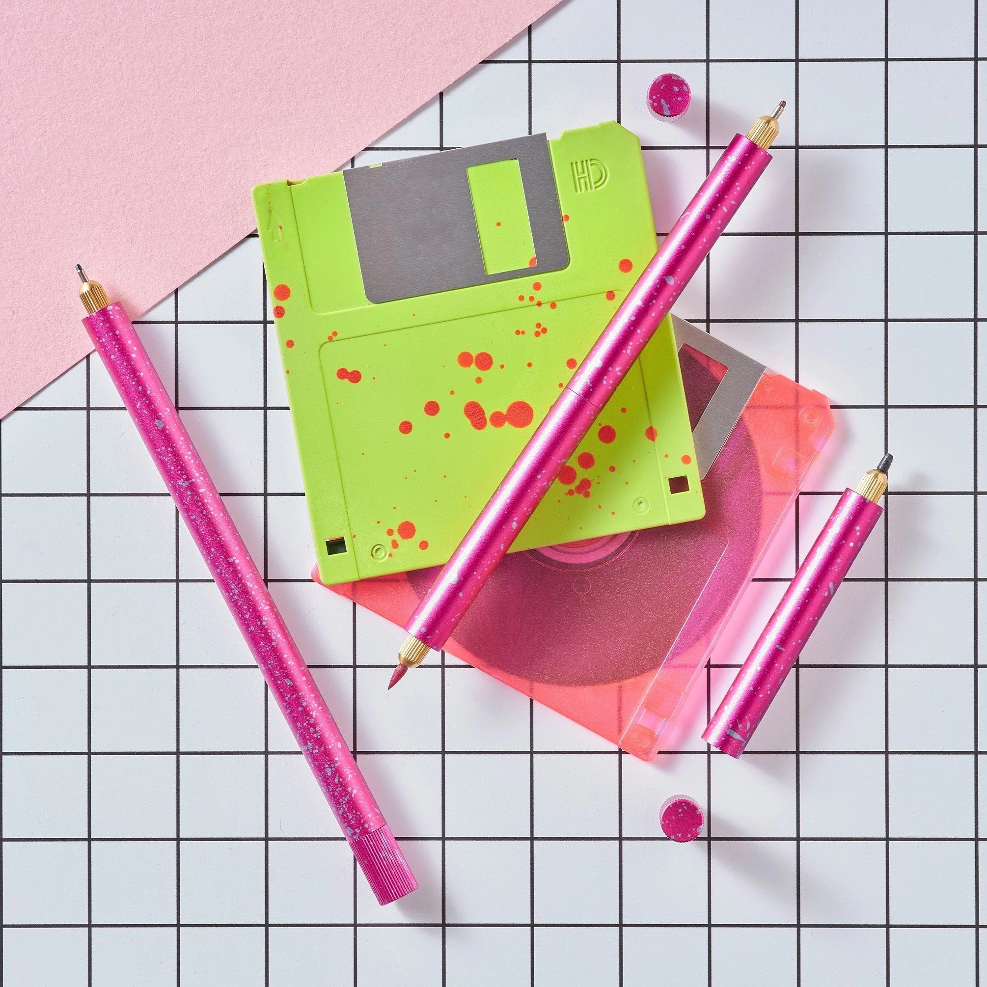 Tom's Studio Lumos Pro Duo Splash Bubblegum