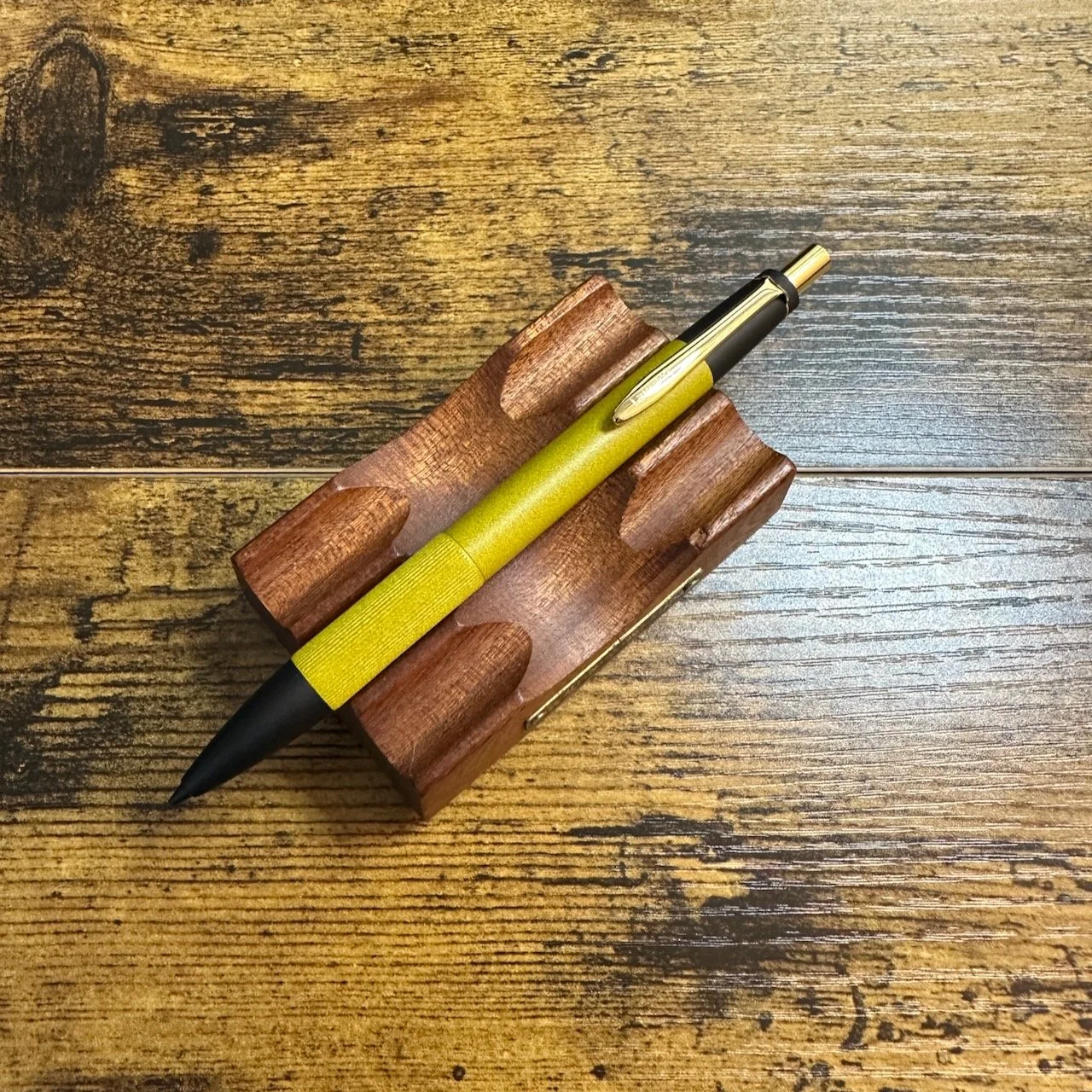 Laurett's WAKA Ebonite Mechanical Pencil (Green)