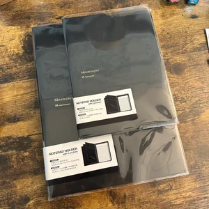 Maruman Mnemosyne Notepad Holder with Folder & Five Pockets — The
