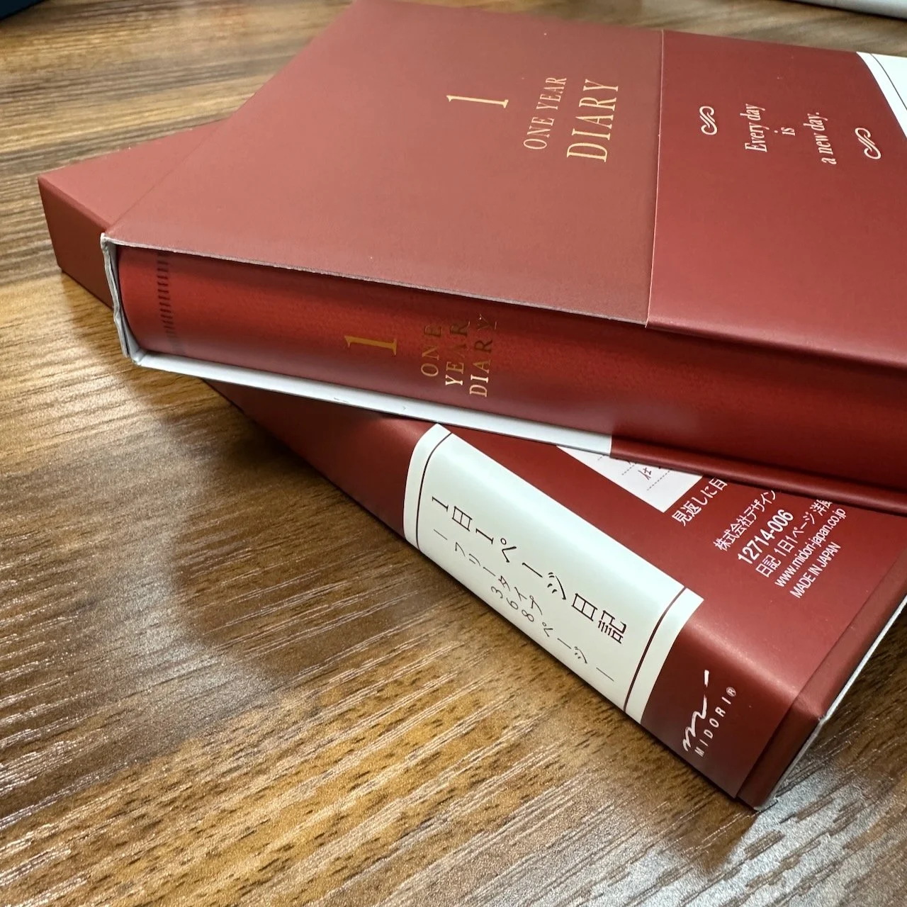 Midori One-Day One-Page 1-Year Undated Diary