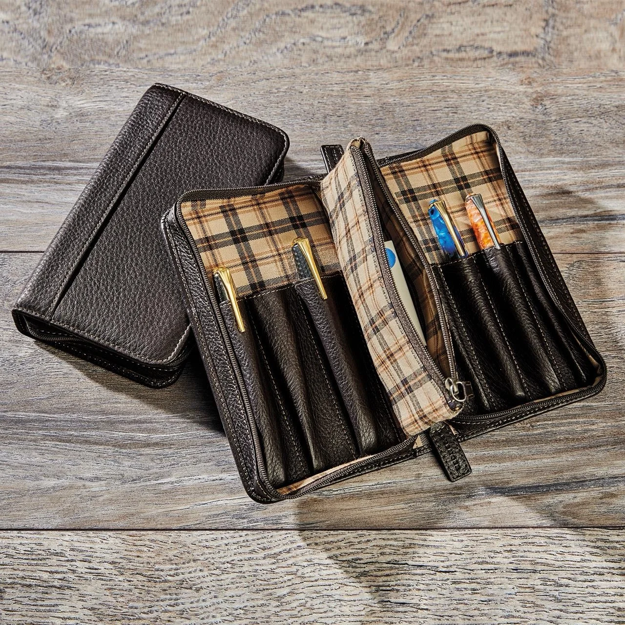 Levenger Bomber Jacket Case