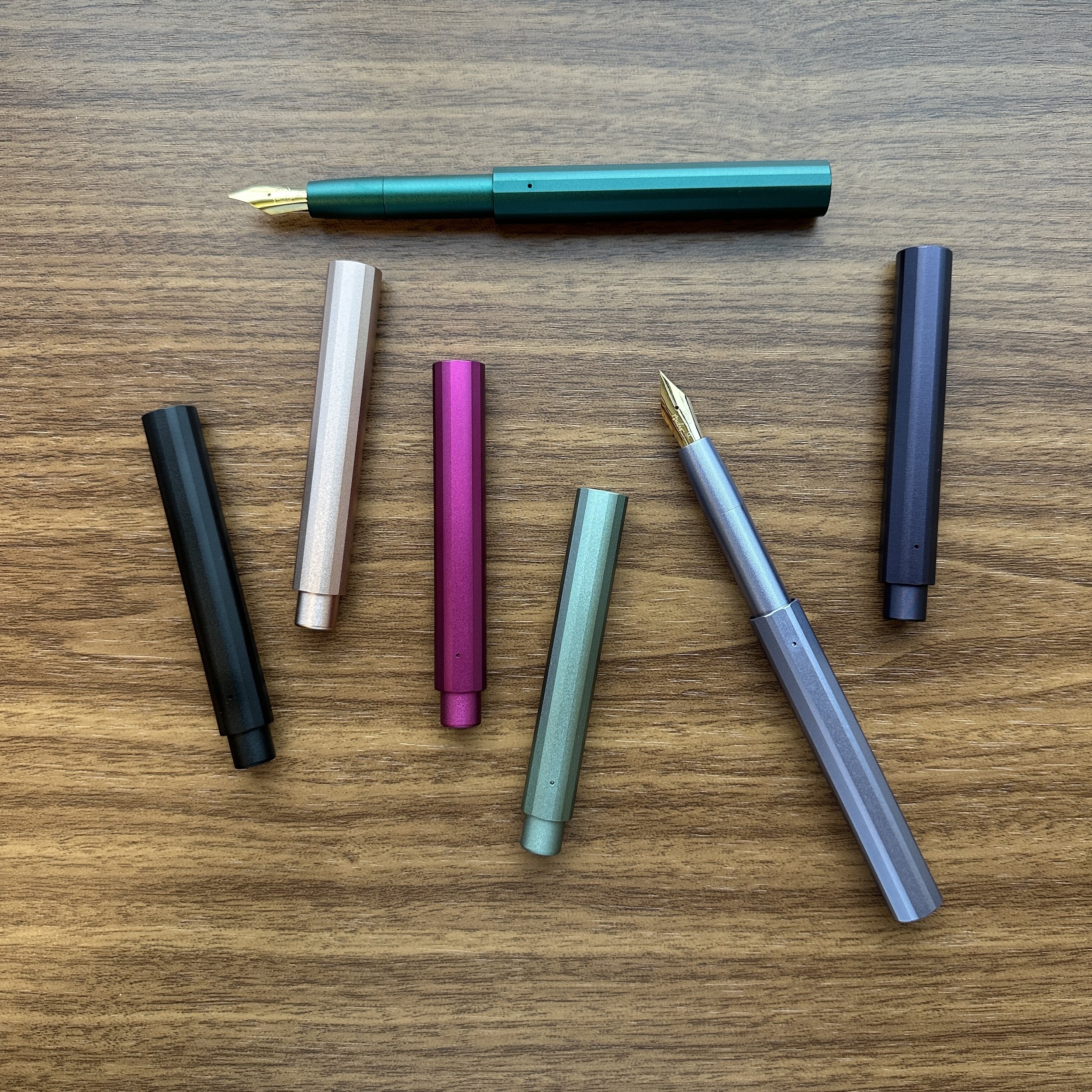 The Studio Pocket Fountain Pen 2.0 | Ivy The Studio Pocket Fountain Pen 2.0 | Ivy
