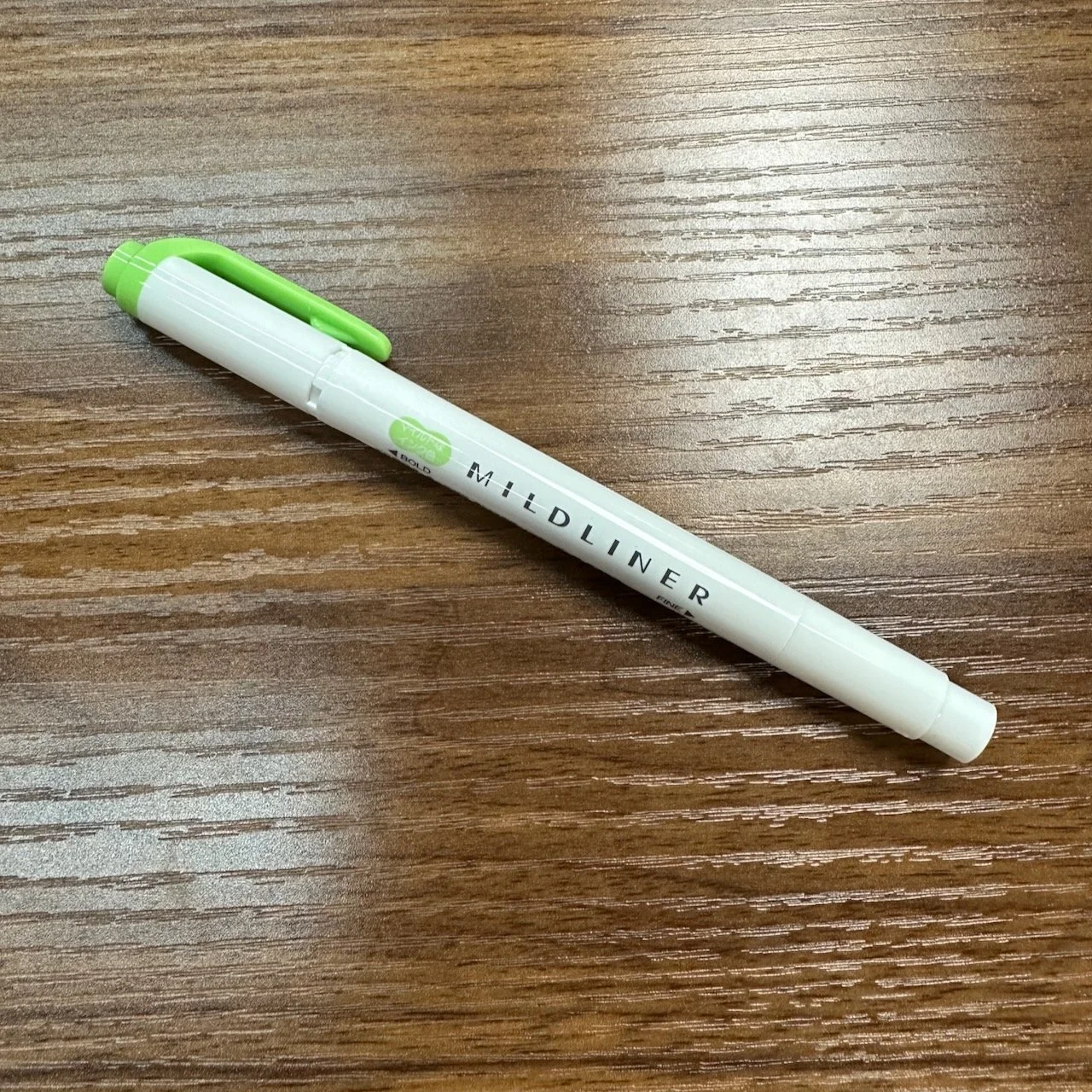 Zebra Mildliner Green (MG)