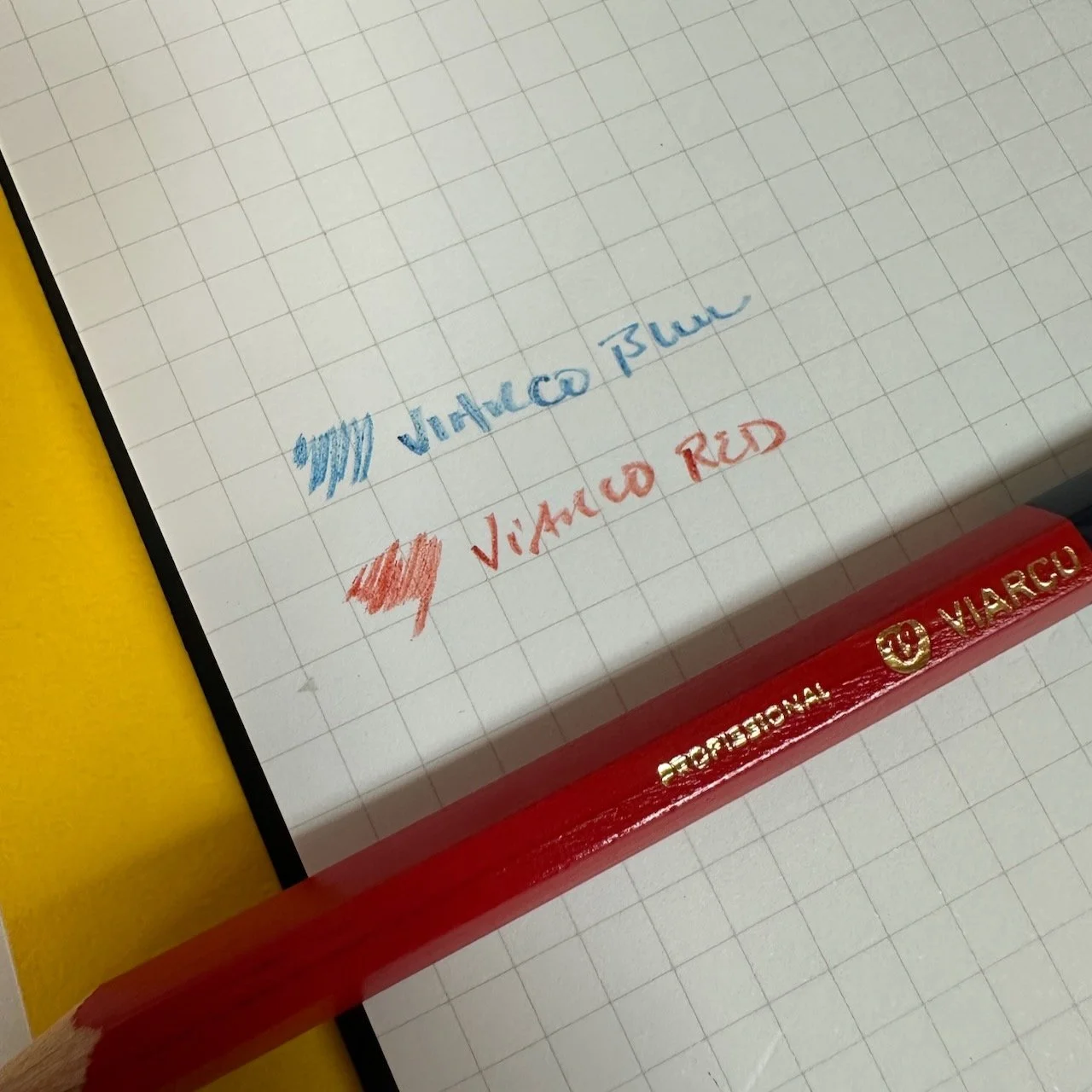 Viarco Comercial Writing Sample red/blue