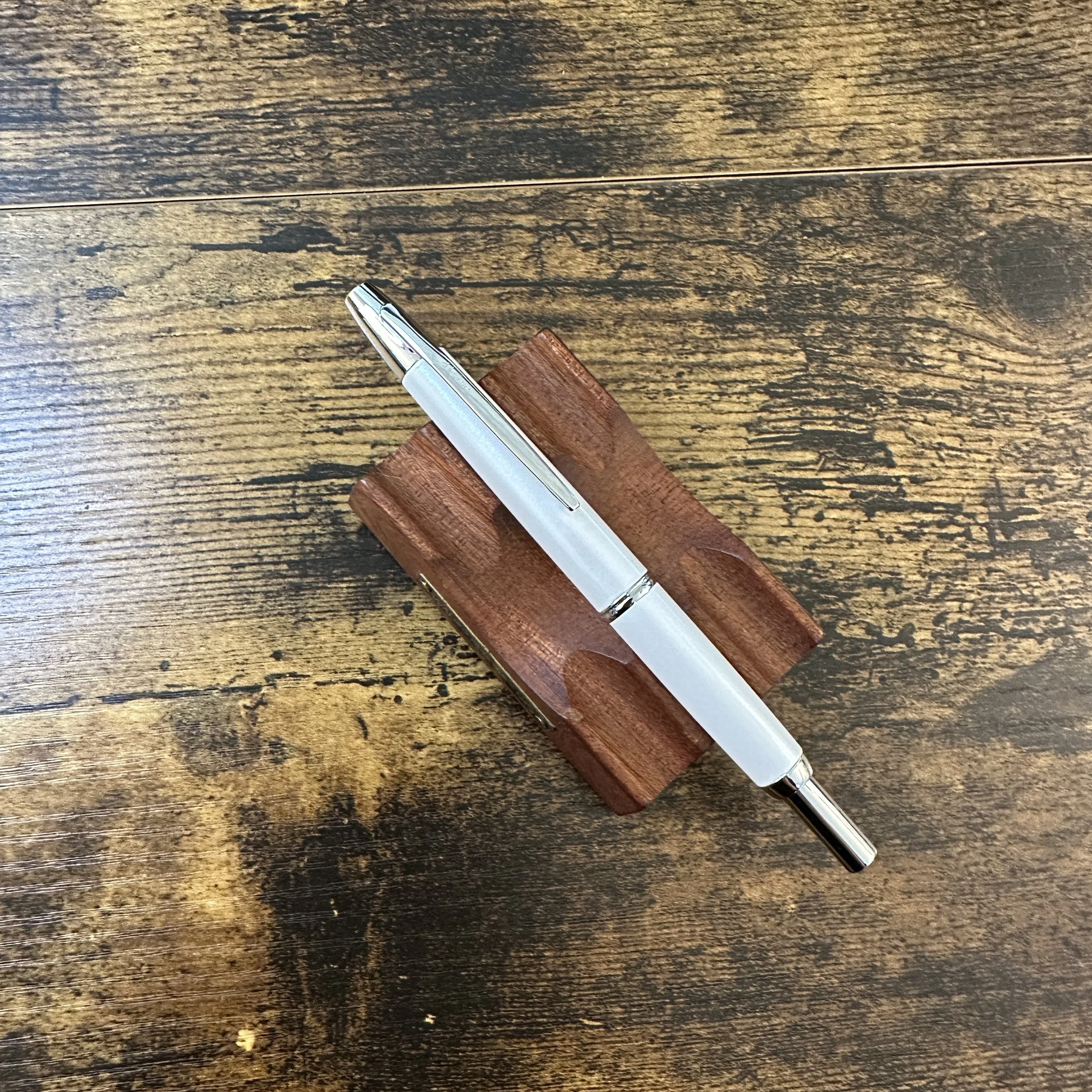 Pilot Decimo Capless Fountain Pen (White)