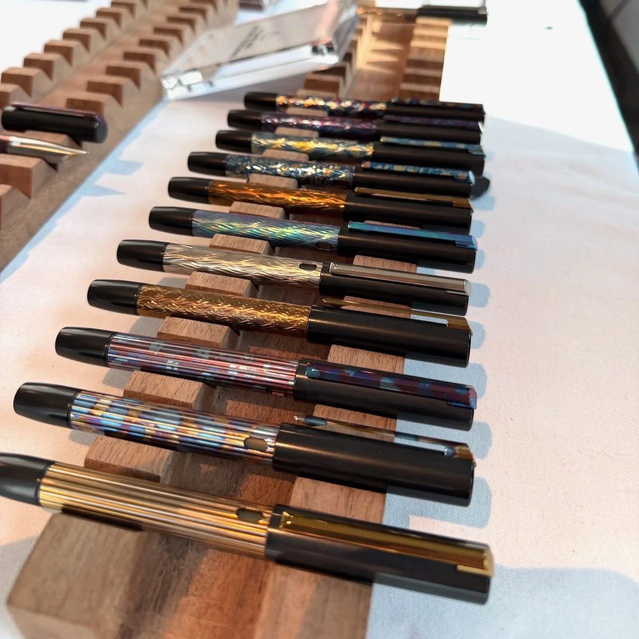 Schon DSGN Monoc EVO fountain pens
